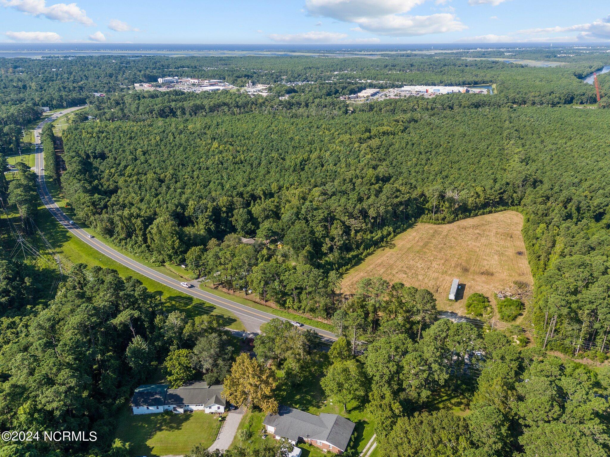 8573 River Road Property Photo 10
