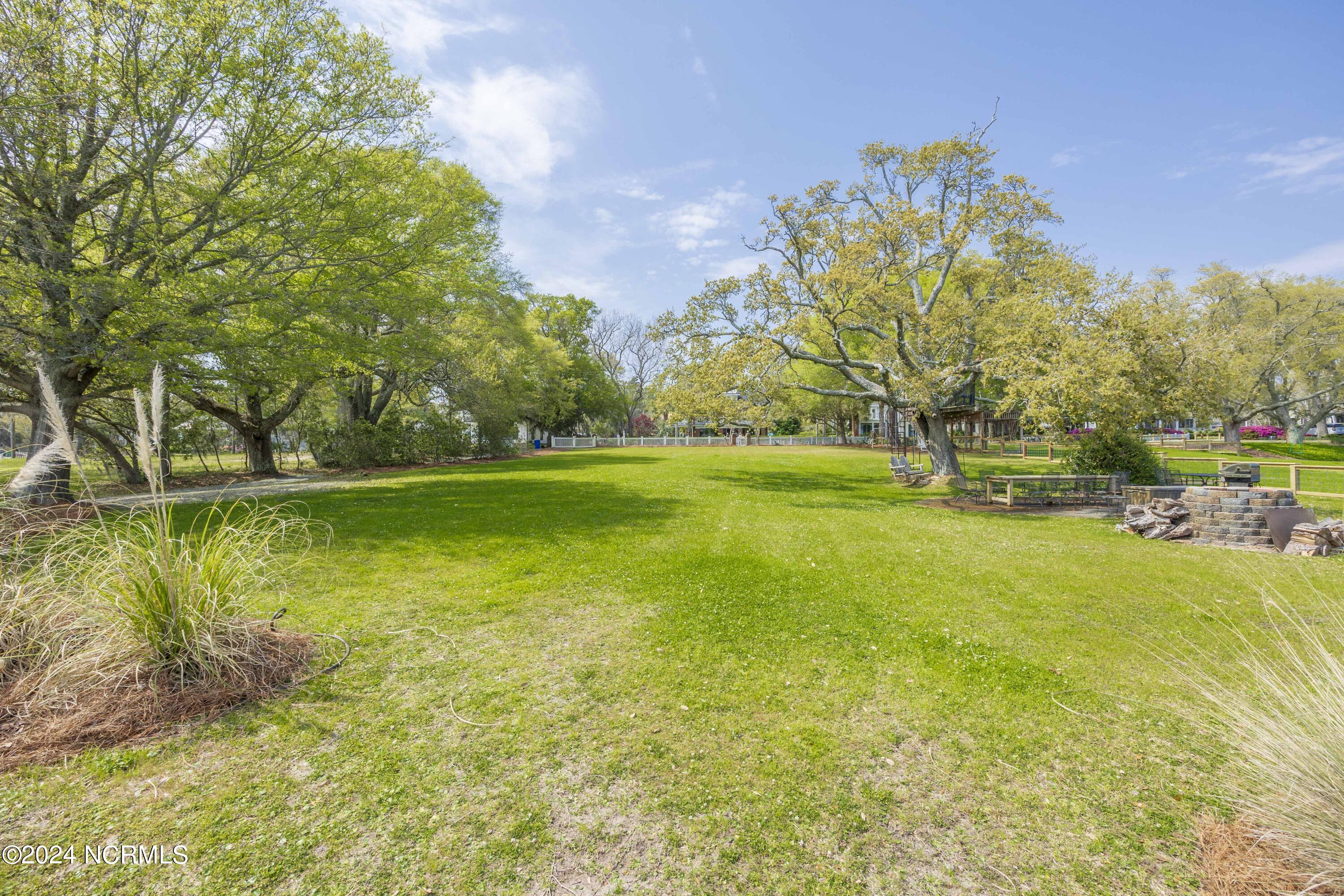 302 Summer Rest Road Property Photo 13