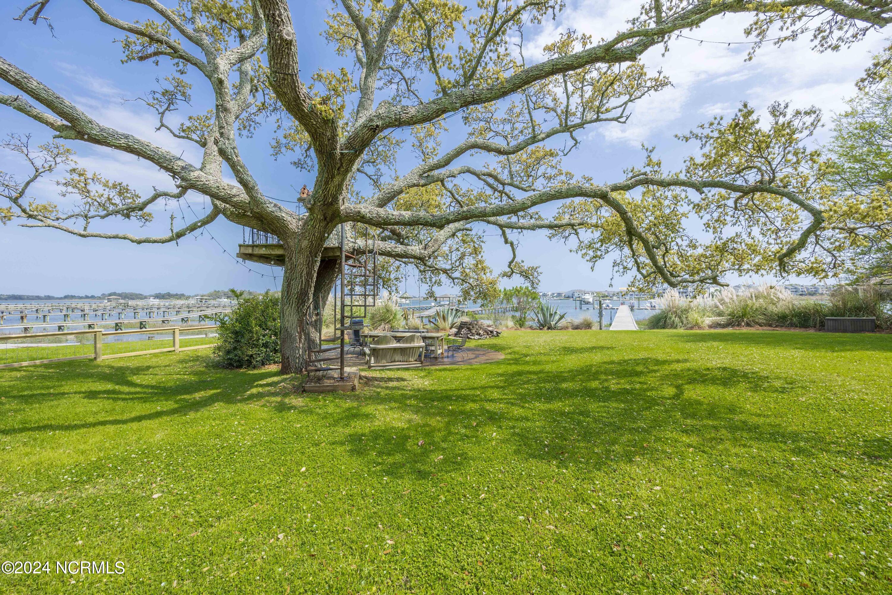 302 Summer Rest Road Property Photo 14