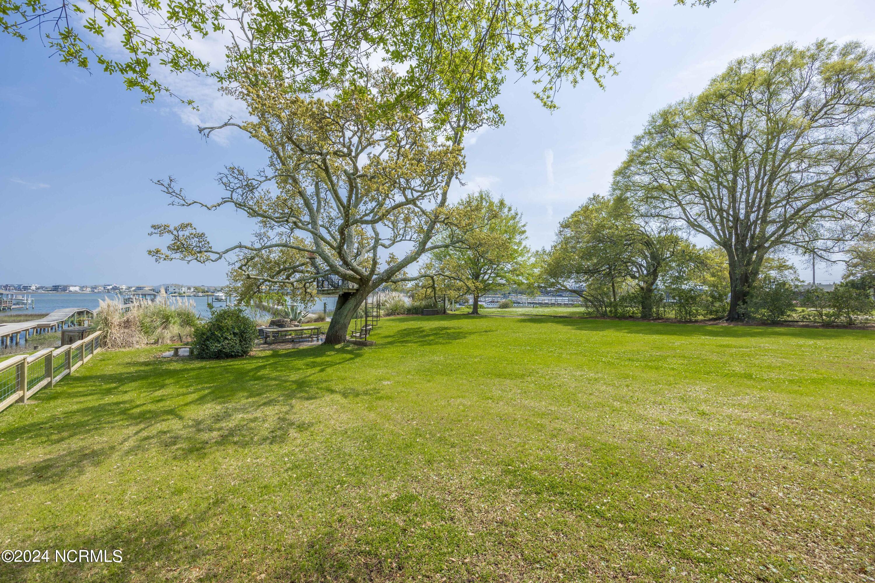 302 Summer Rest Road Property Photo 16
