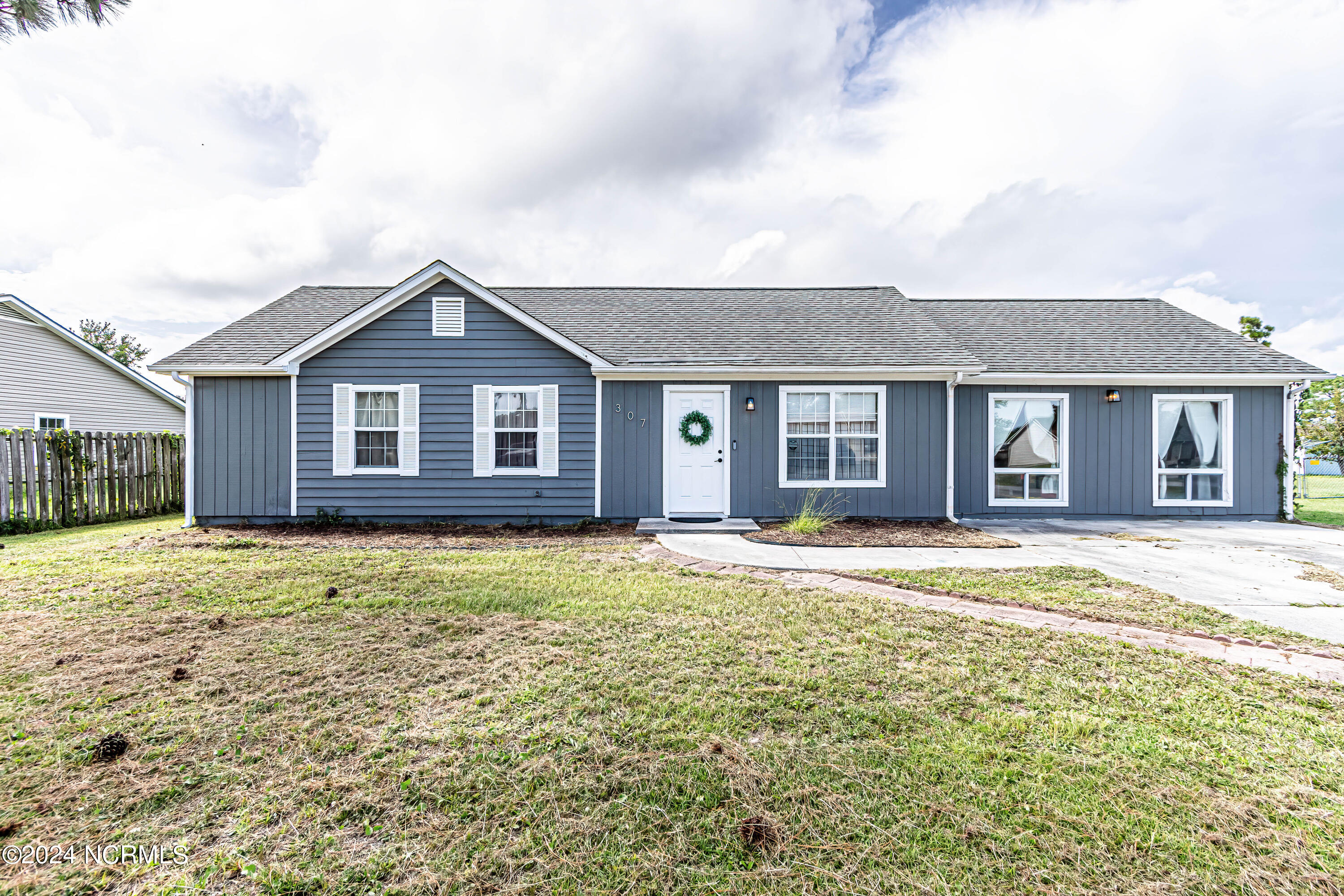 307 Foxtrace Lane Property Photo