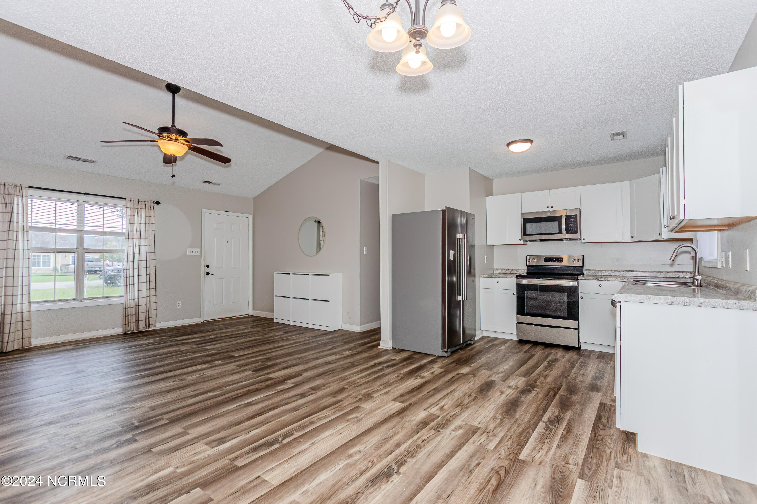 307 Foxtrace Lane Property Photo 12