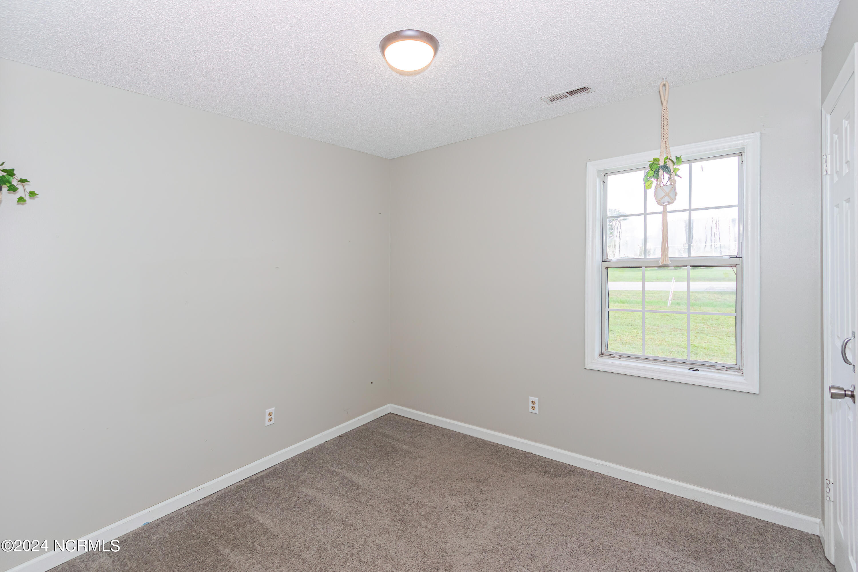 307 Foxtrace Lane Property Photo 36