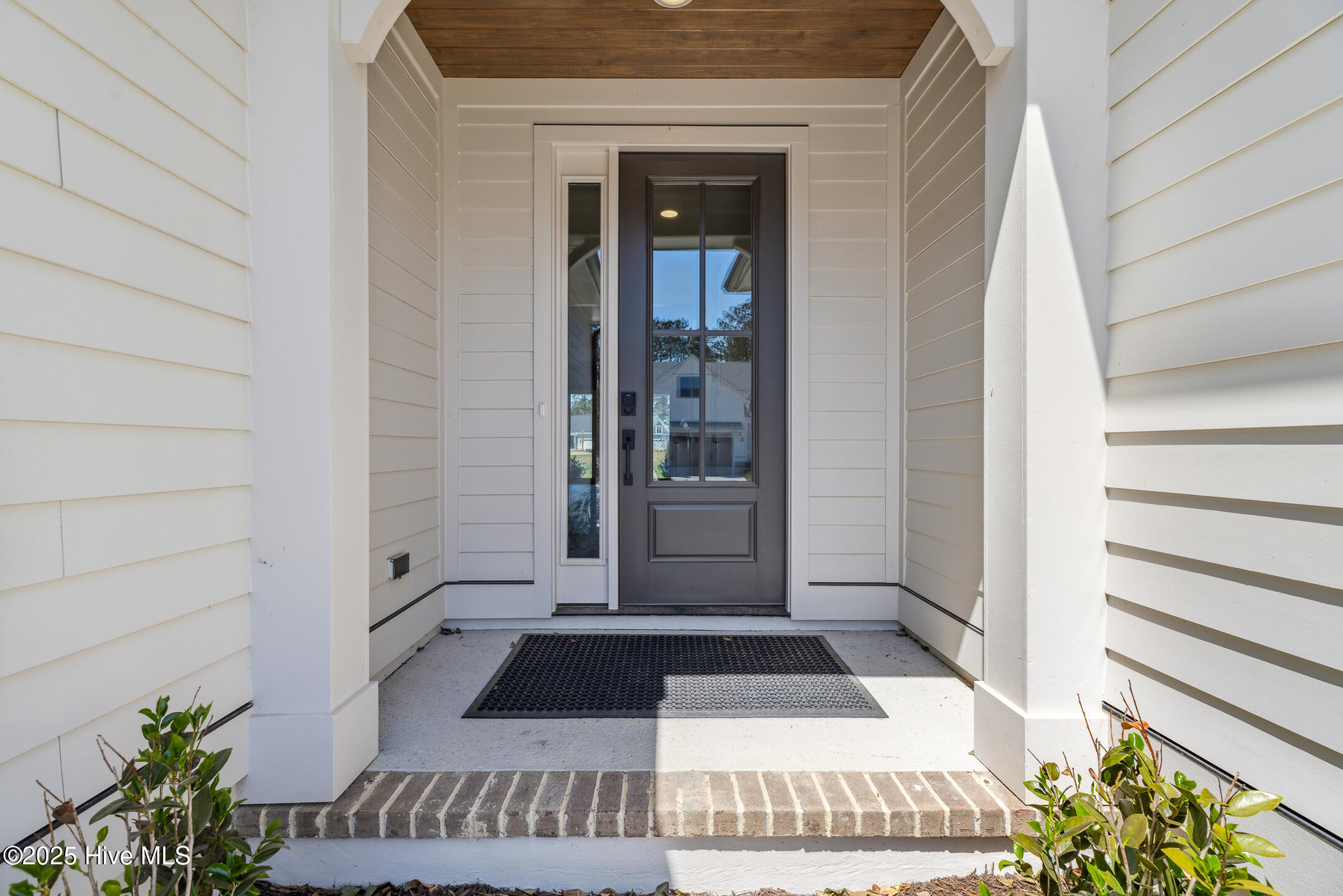 5037 Saltgrass Cove Property Photo 7