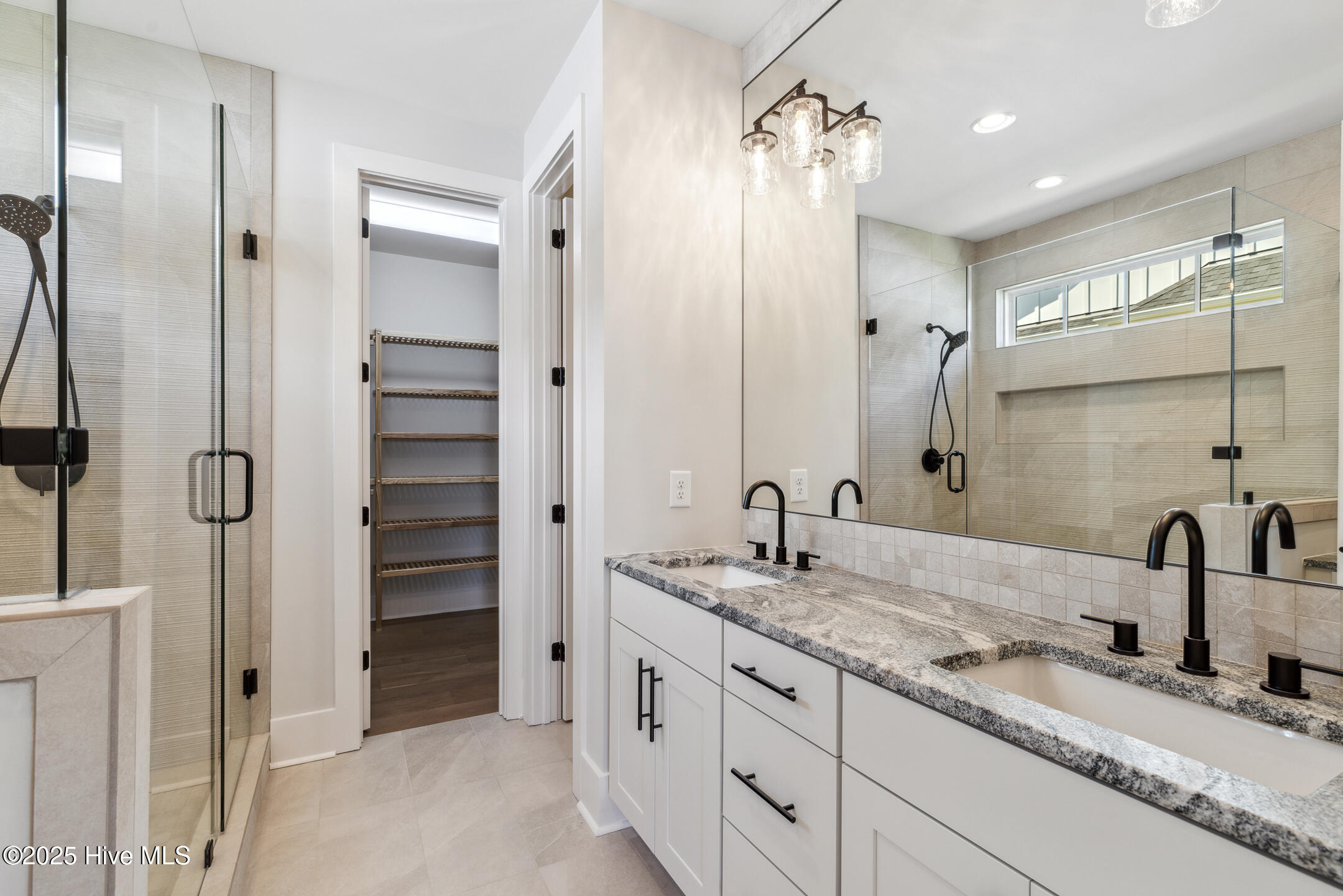 5037 Saltgrass Cove Property Photo 48