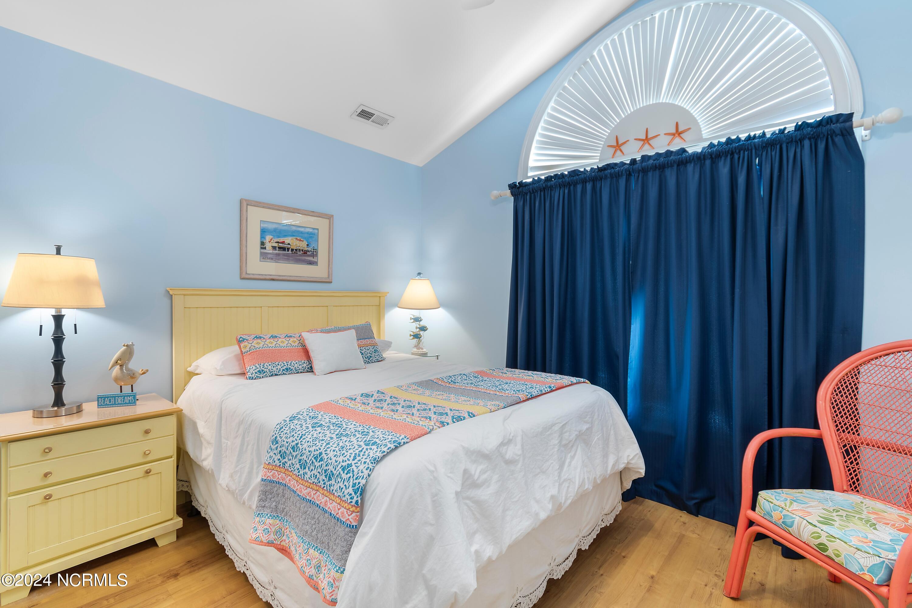 303 Ne 50th Street Property Photo 18