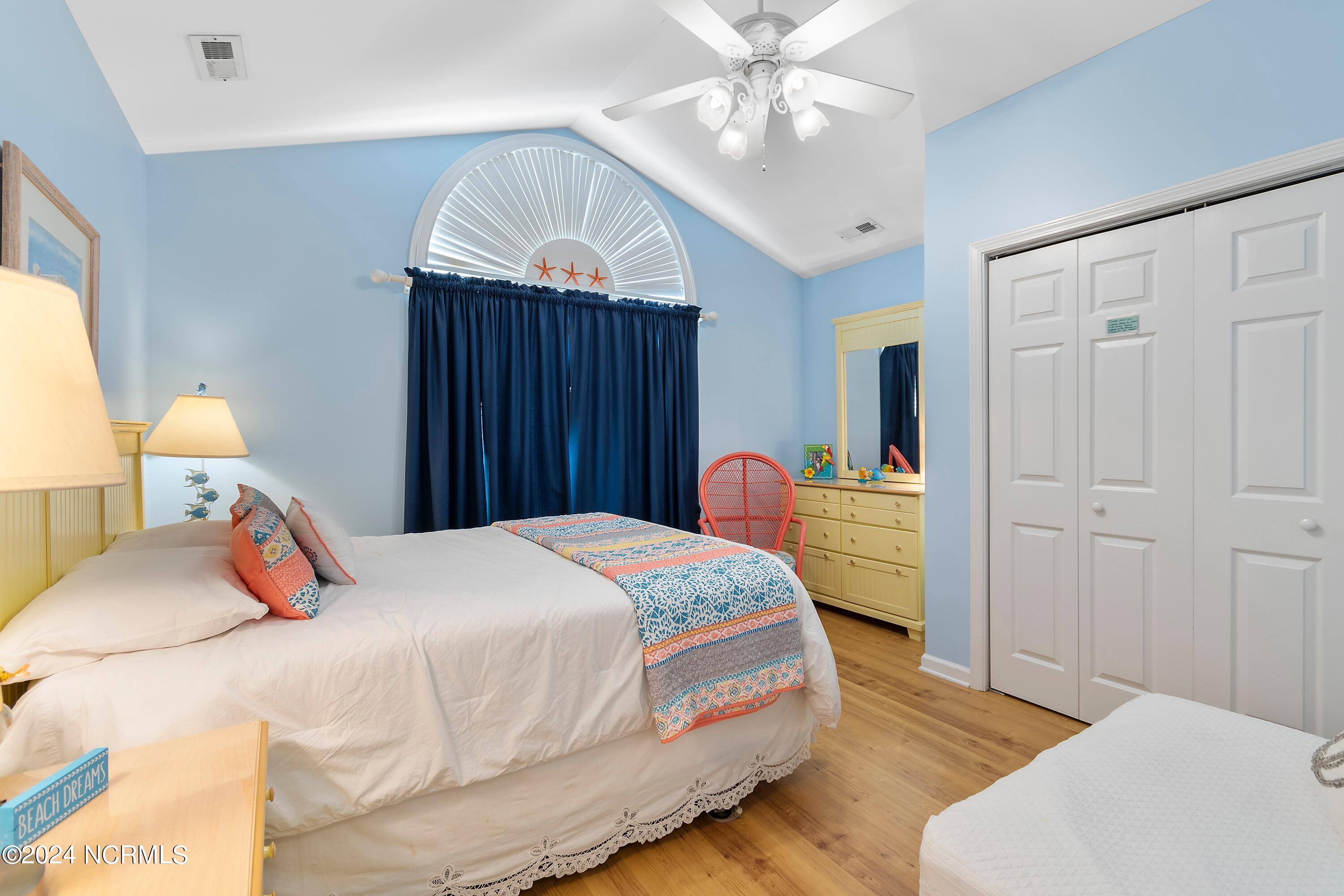303 Ne 50th Street Property Photo 19