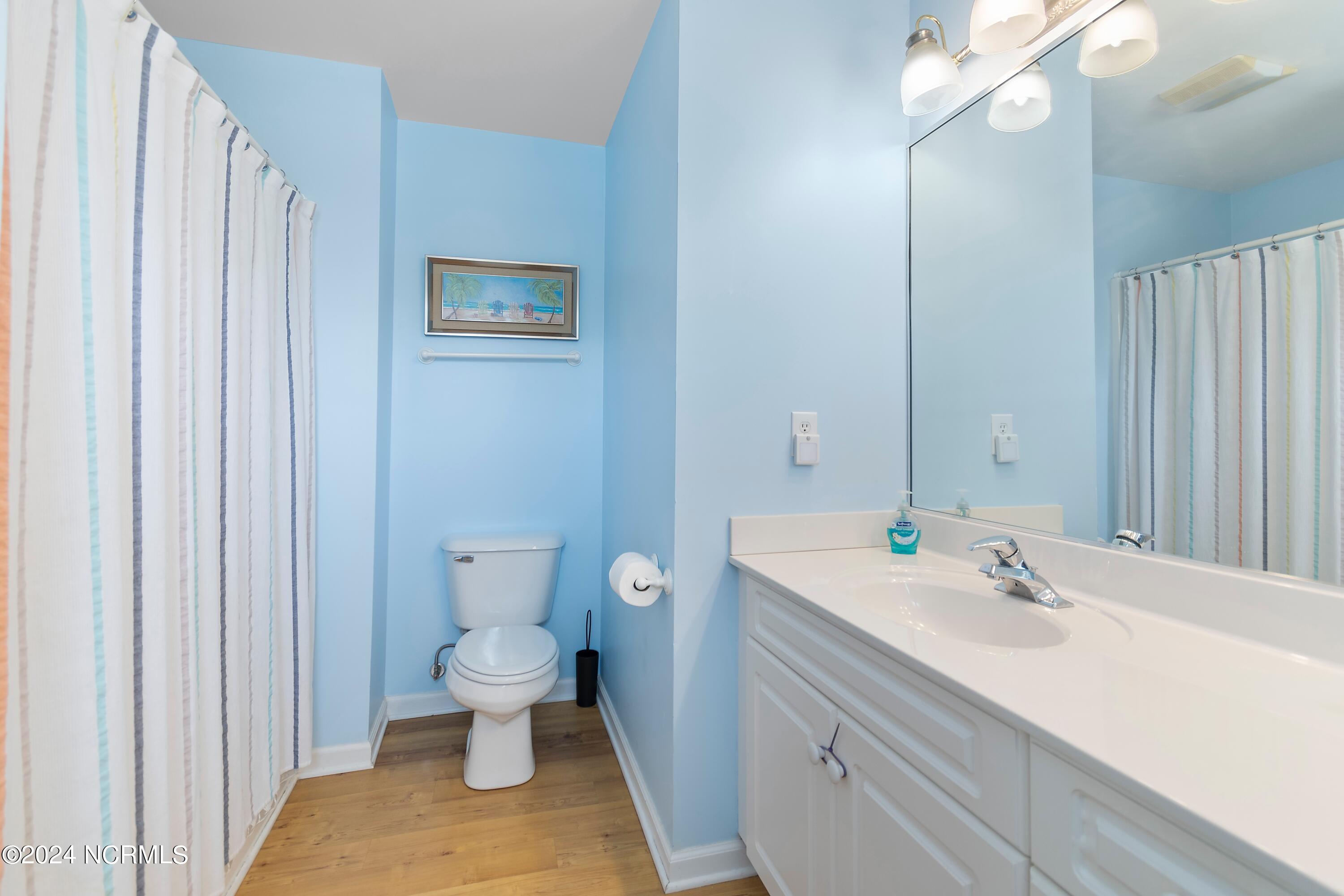 303 Ne 50th Street Property Photo 24