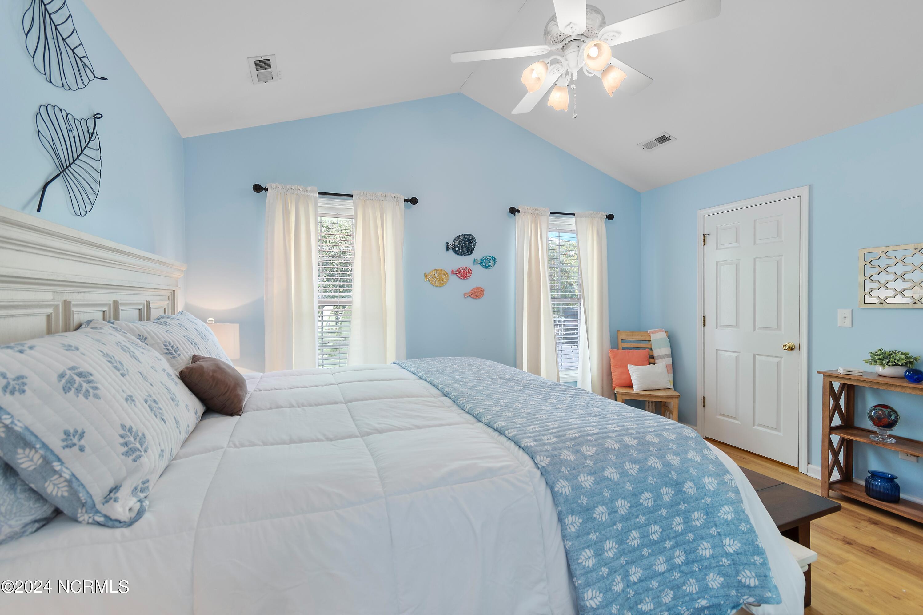 303 Ne 50th Street Property Photo 25