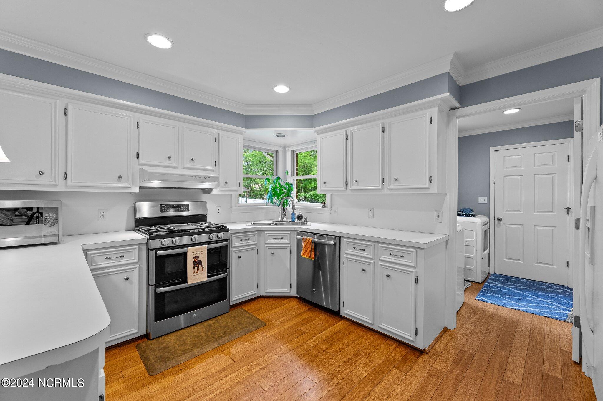 413 Bay Drive Property Photo 15