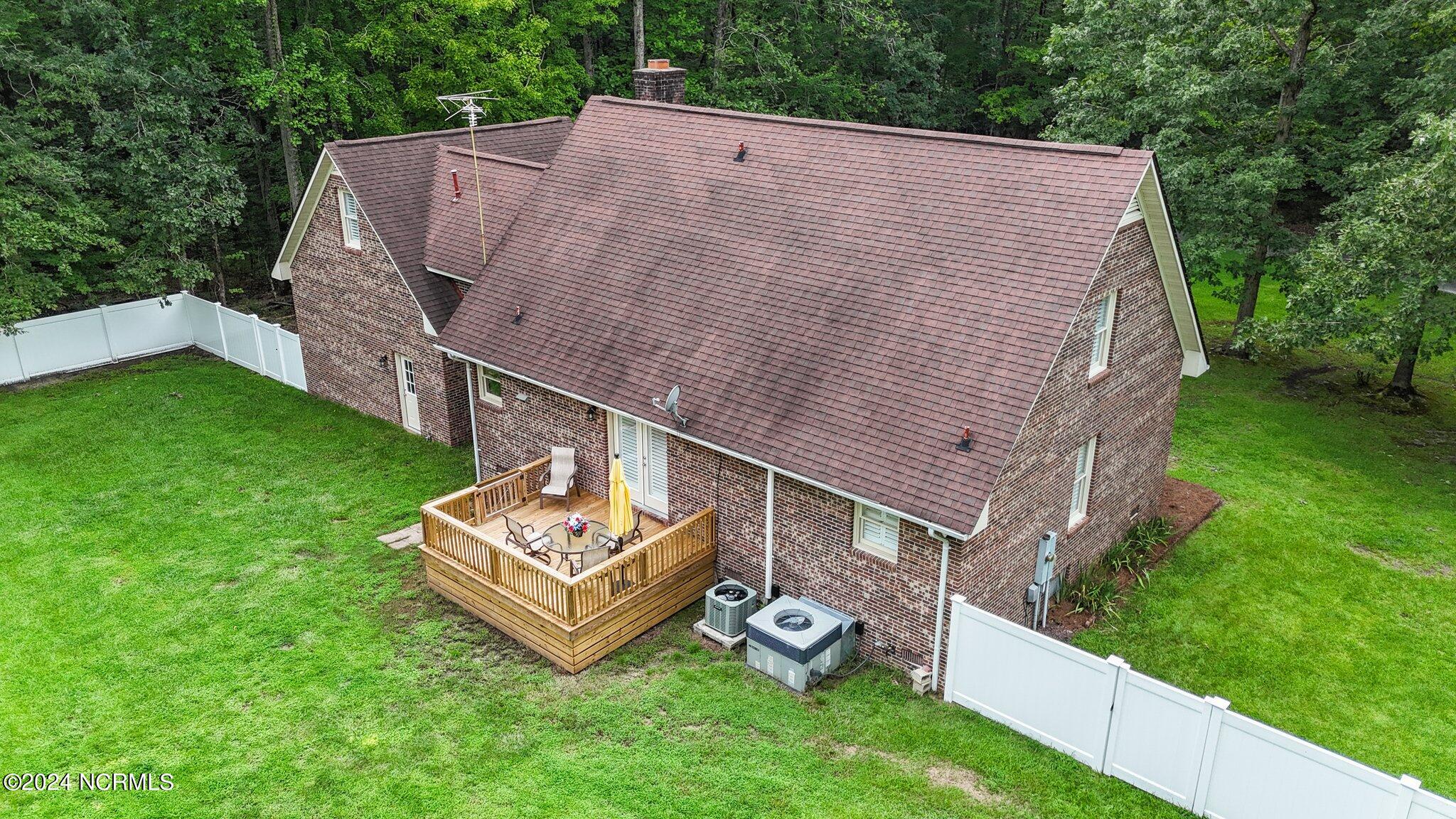 413 Bay Drive Property Photo 31