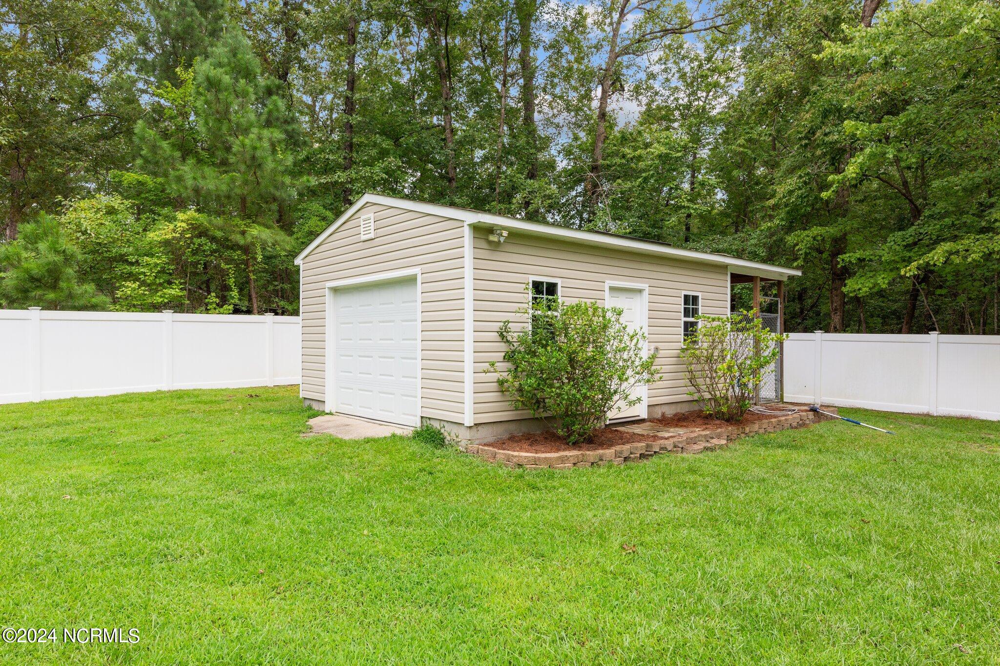 413 Bay Drive Property Photo 32