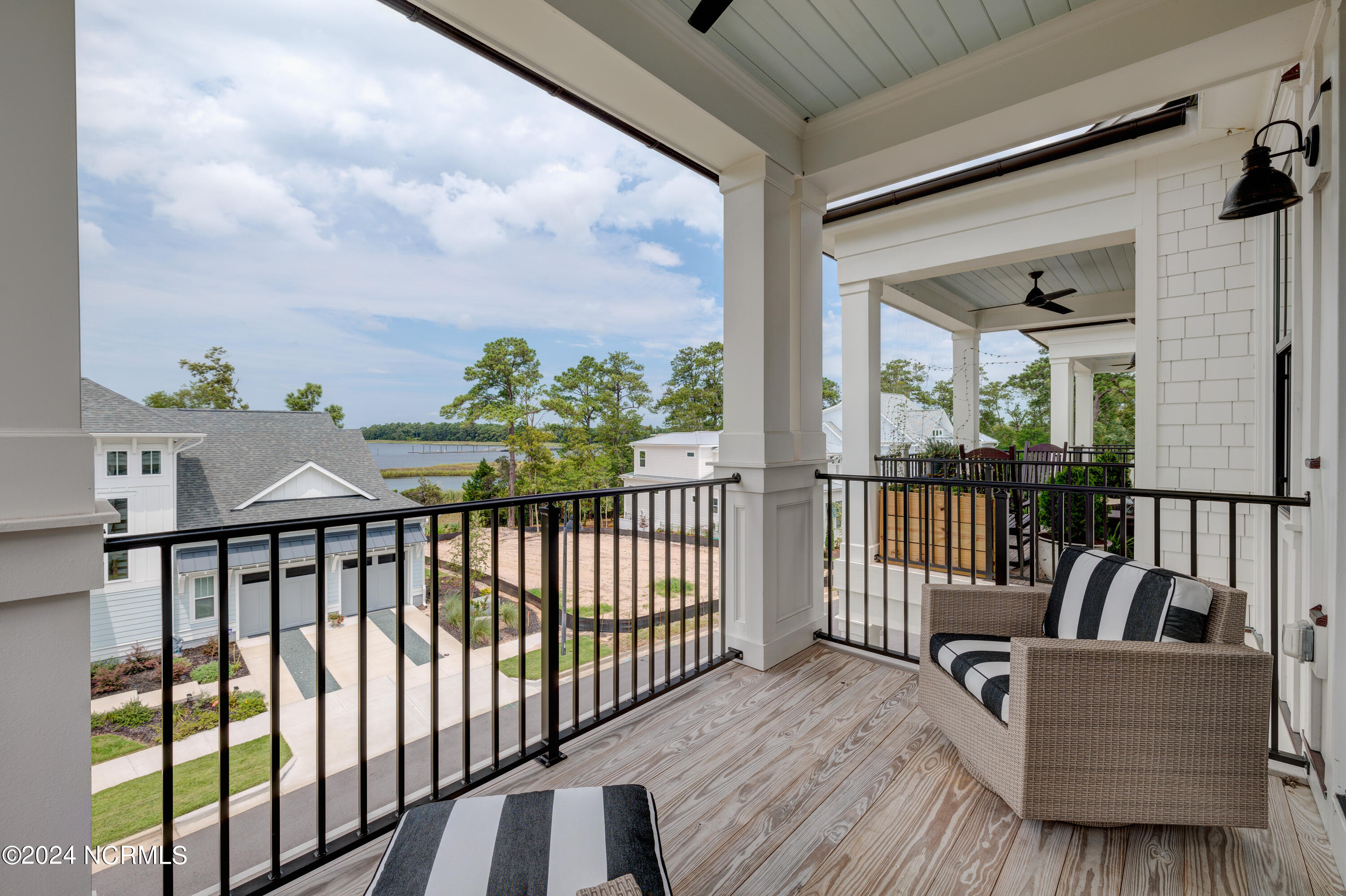 3525 Watercraft Ferry Avenue Property Photo 16