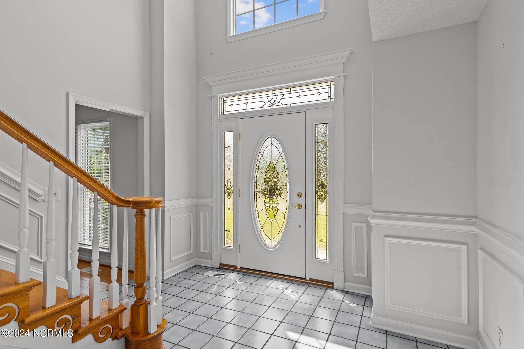 265 Bay Run Property Photo 7