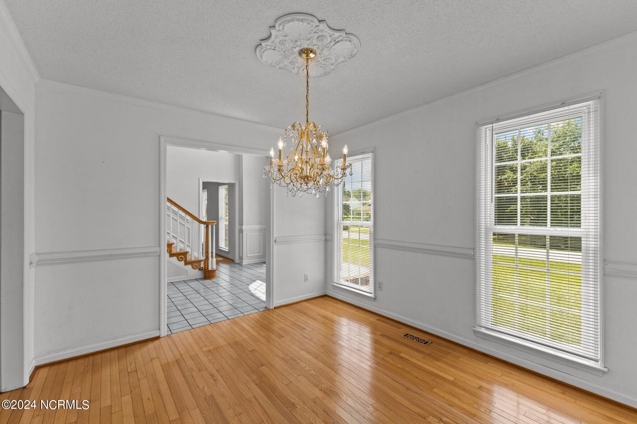 265 Bay Run Property Photo 11