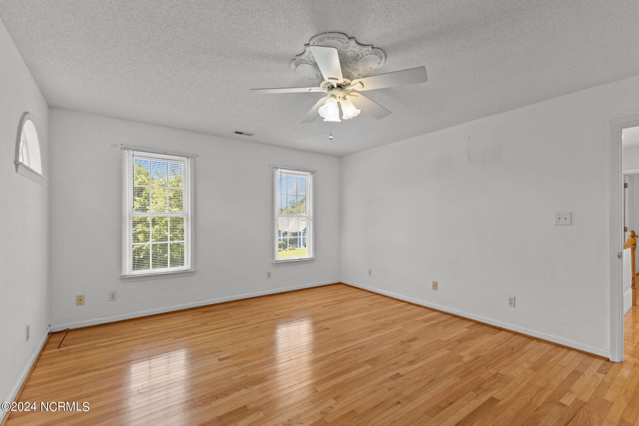 265 Bay Run Property Photo 16