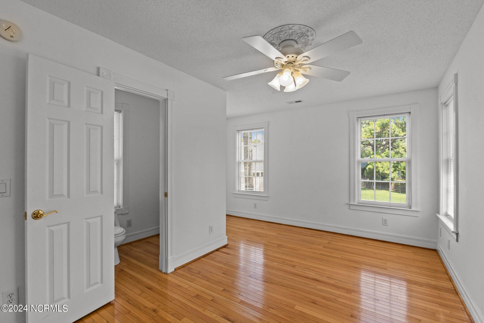 265 Bay Run Property Photo 19