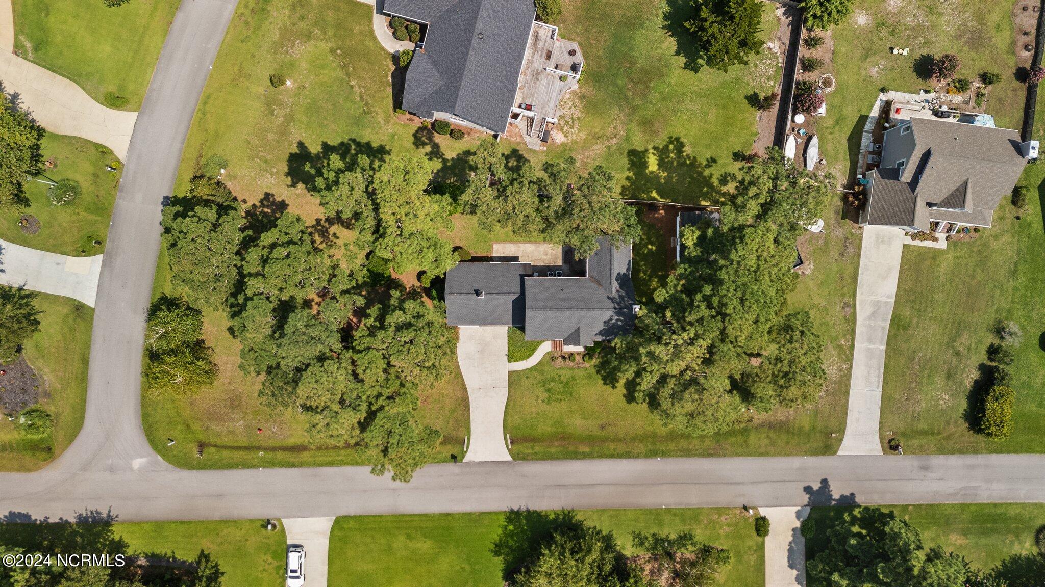 265 Bay Run Property Photo 27