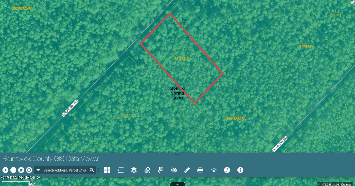 1400 Bobolink Road Property Photo 1