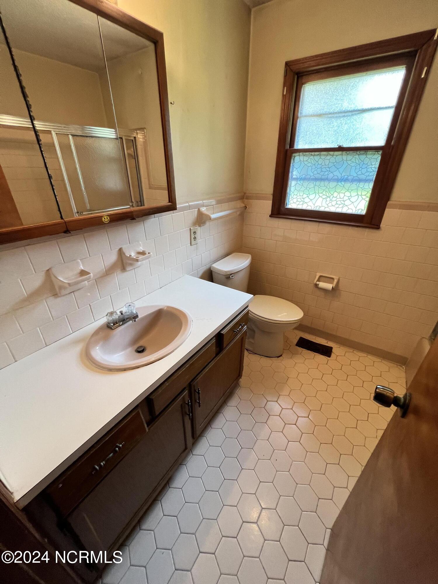 128 Farmers Chemical Road Property Photo 16