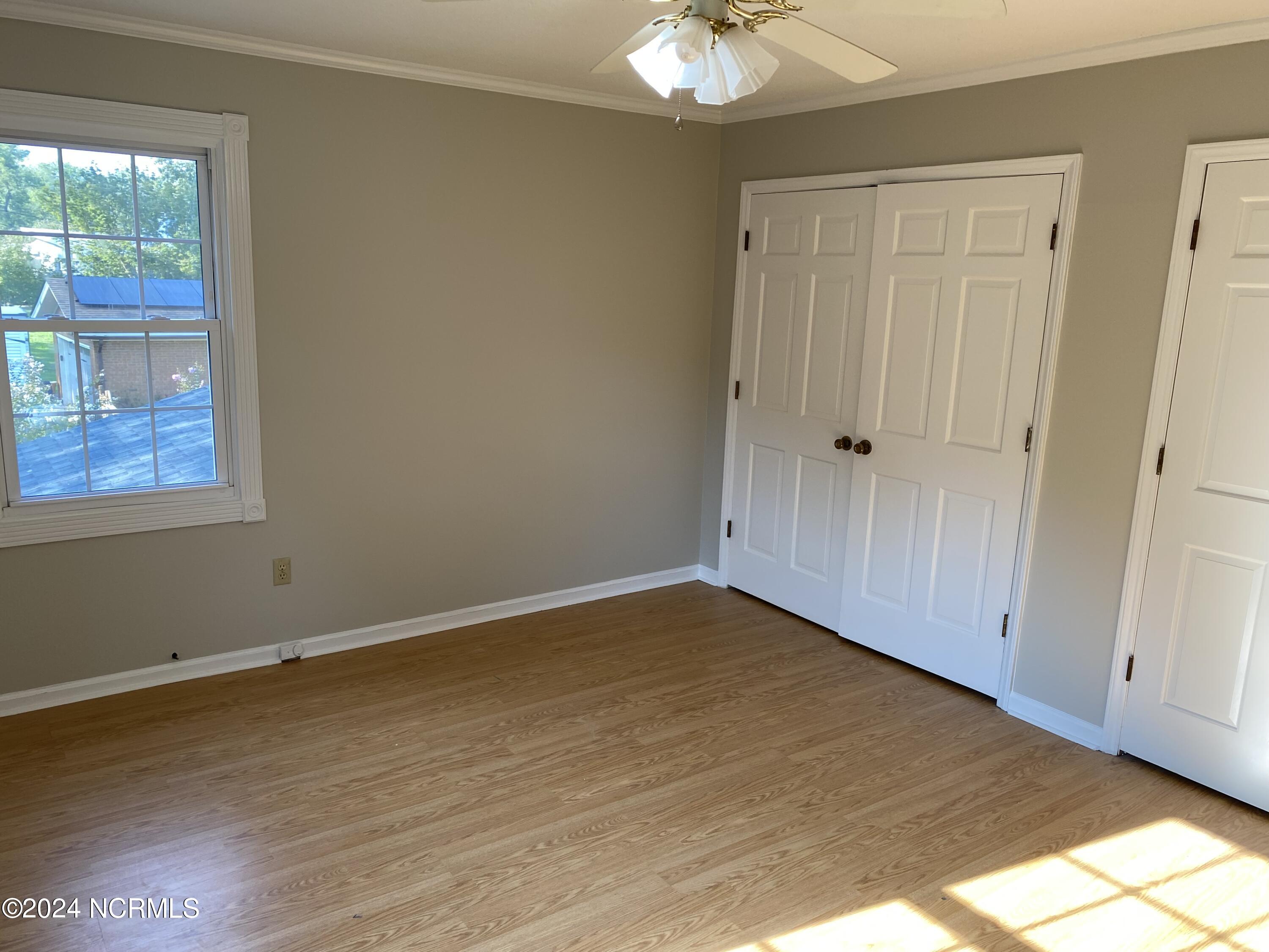307 Glen Oak Drive Property Photo 14