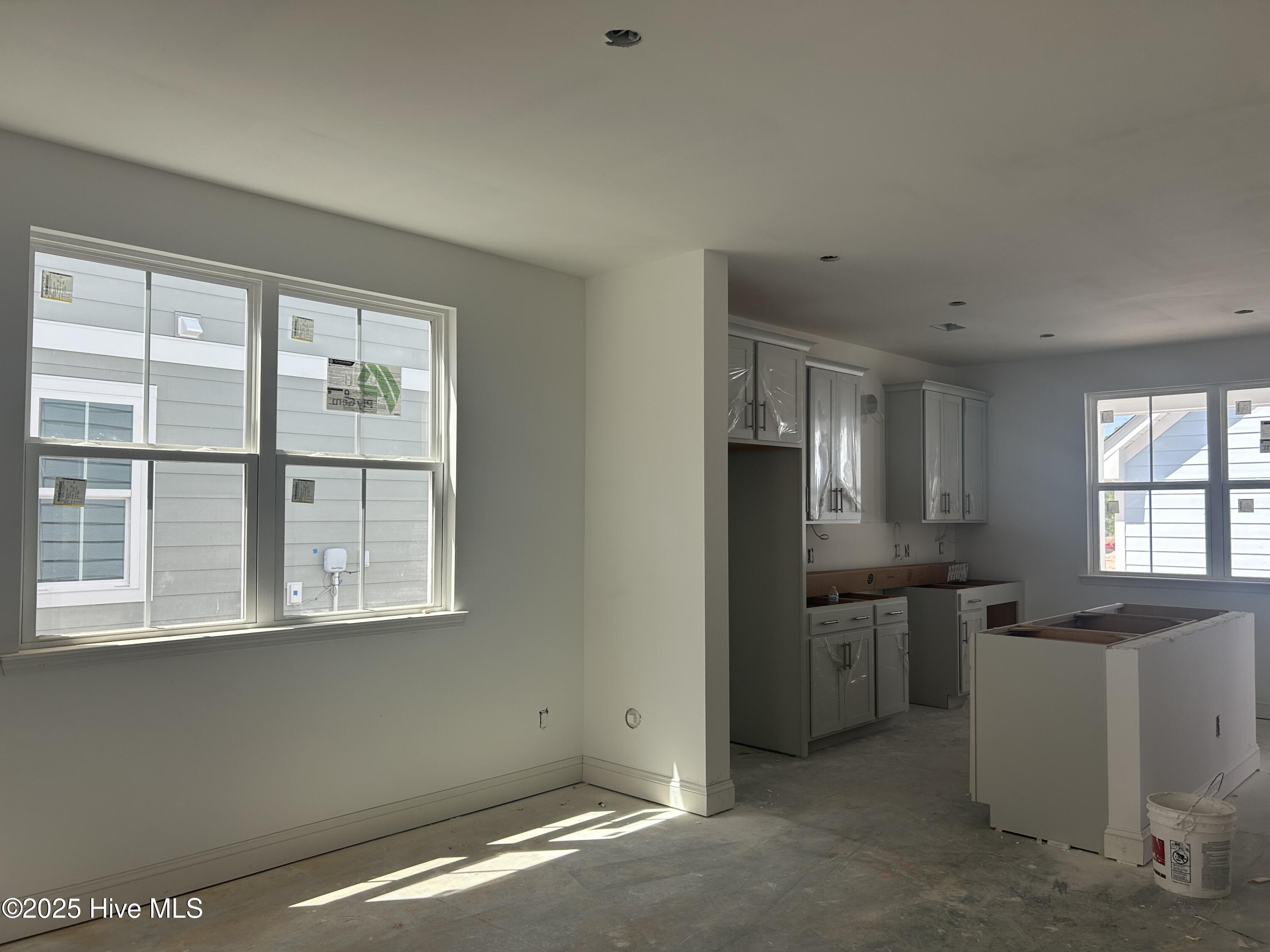 340 Longhill Drive Property Photo 4