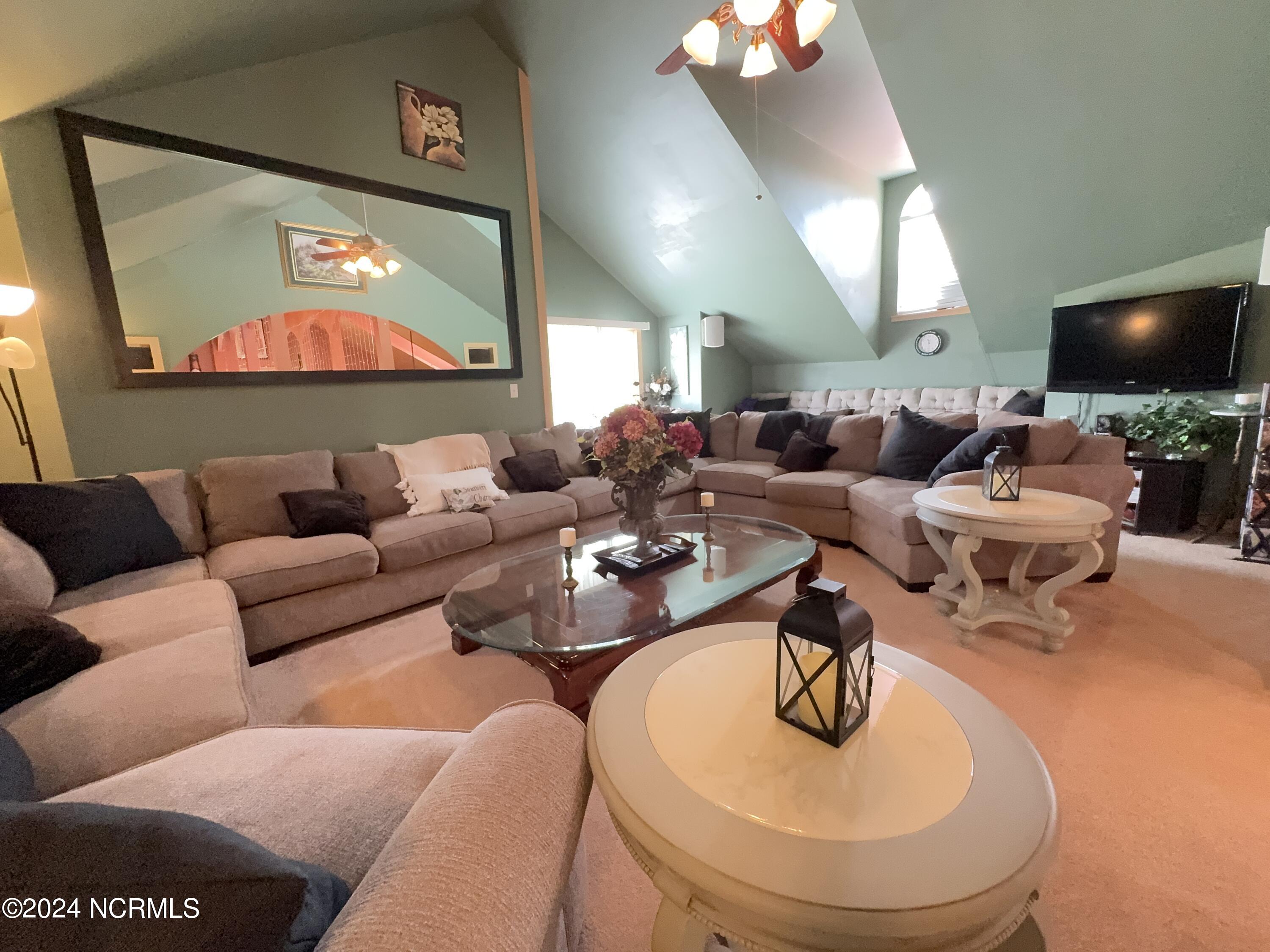 139 Soundview Drive Property Photo 29
