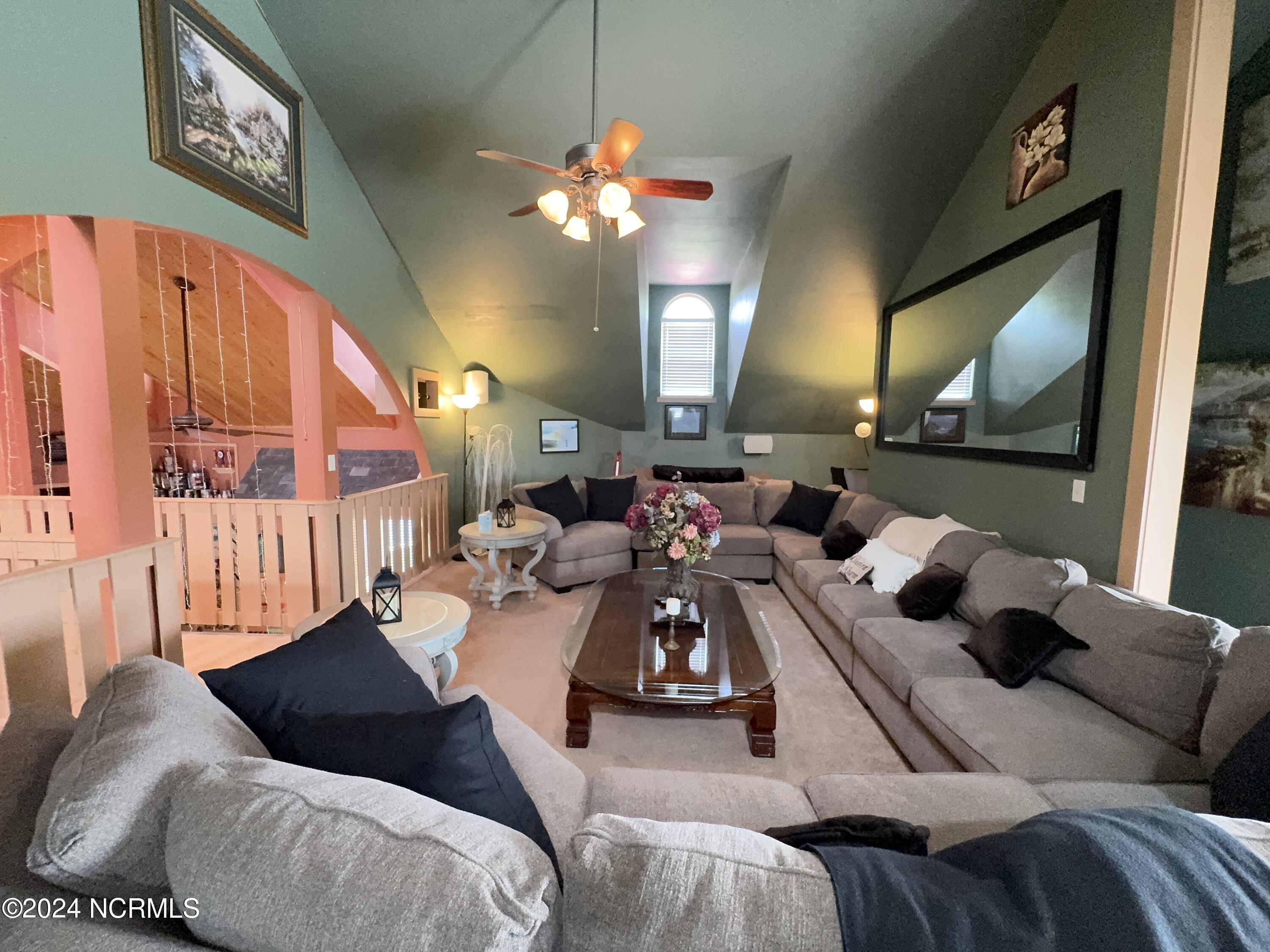 139 Soundview Drive Property Photo 30