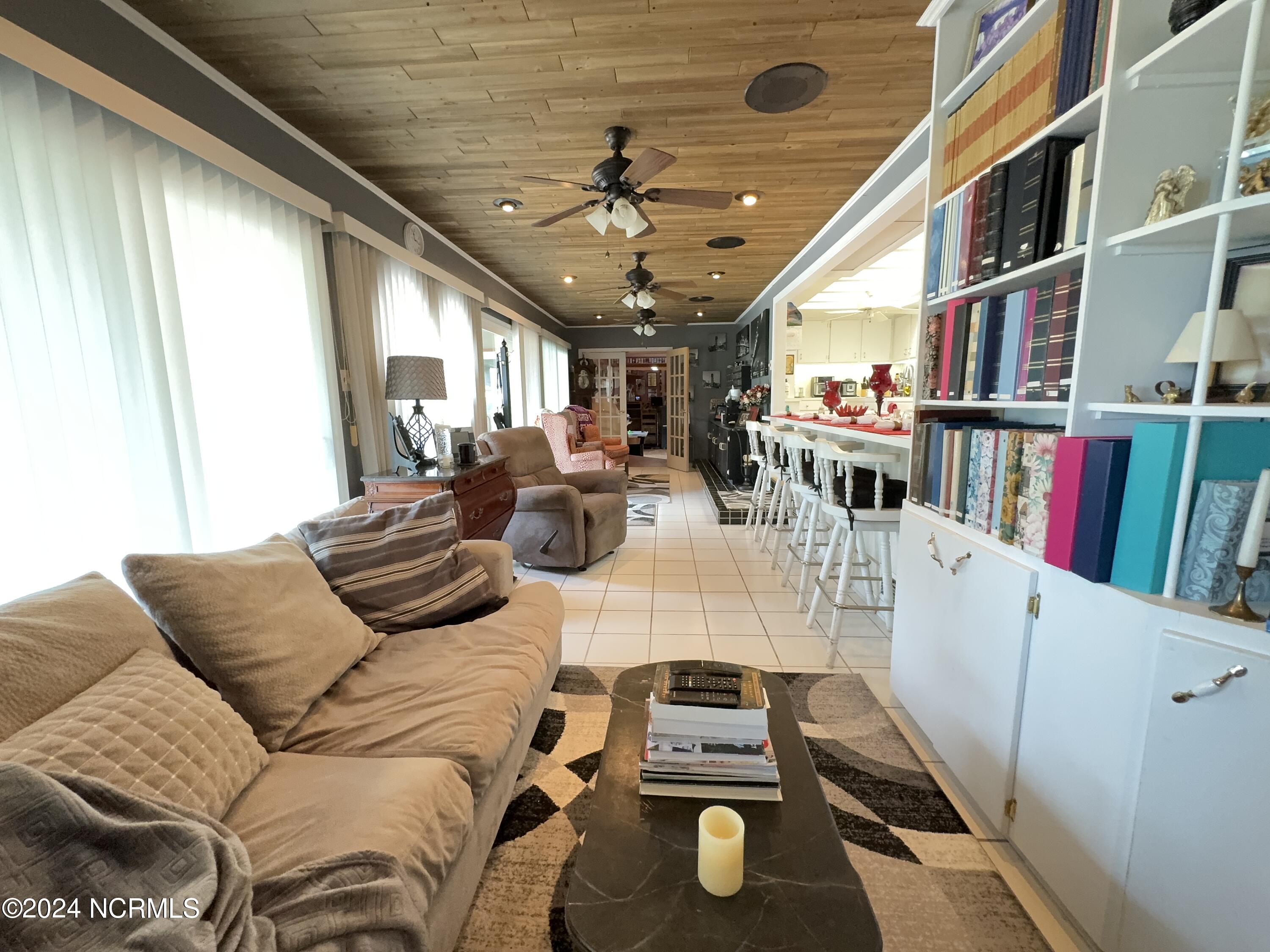139 Soundview Drive Property Photo 42