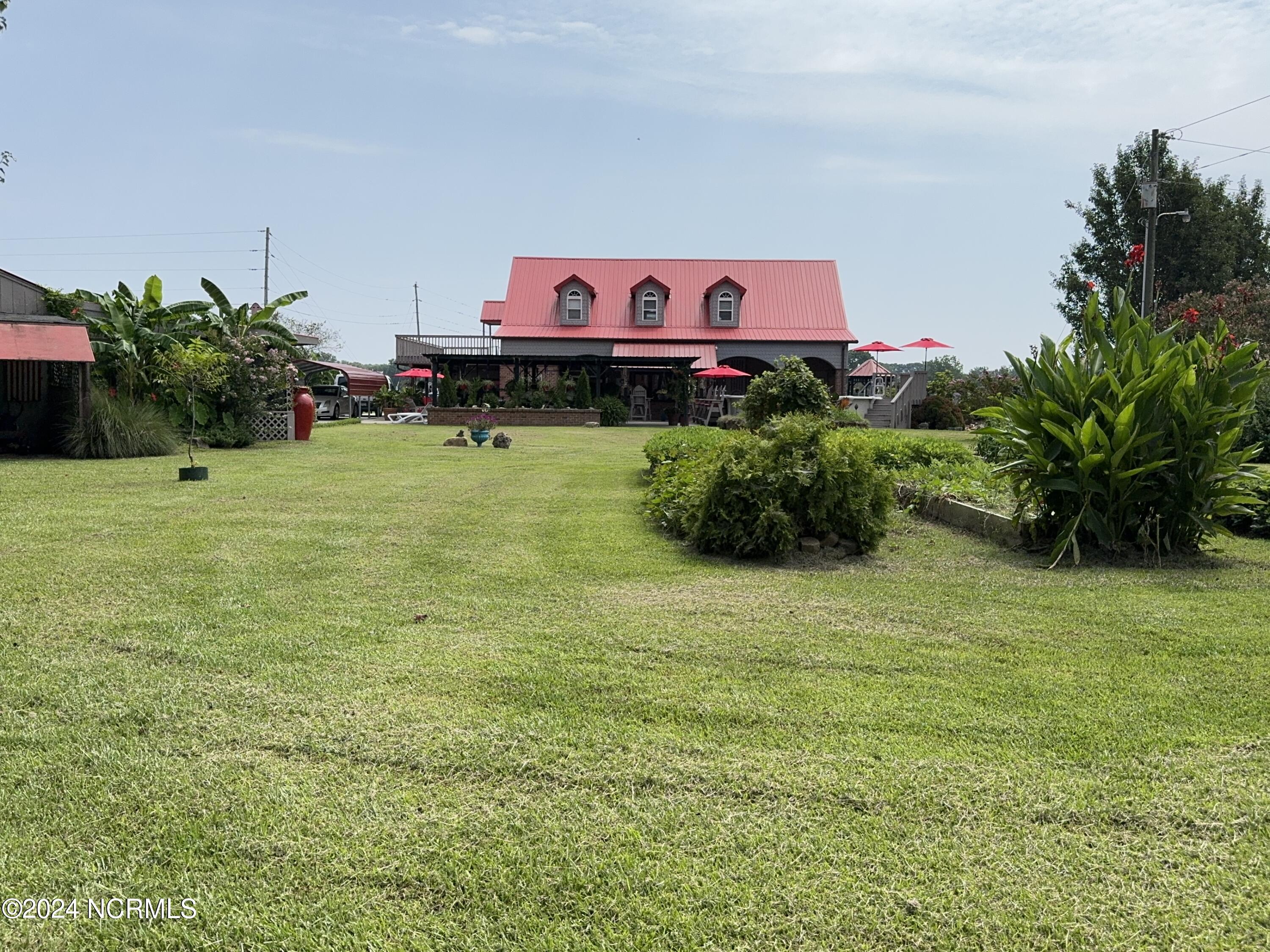 139 Soundview Drive Property Photo 45