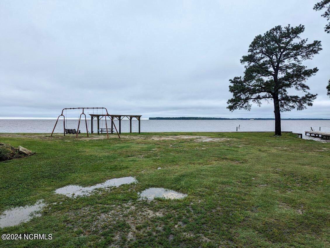 139 Soundview Drive Property Photo 48