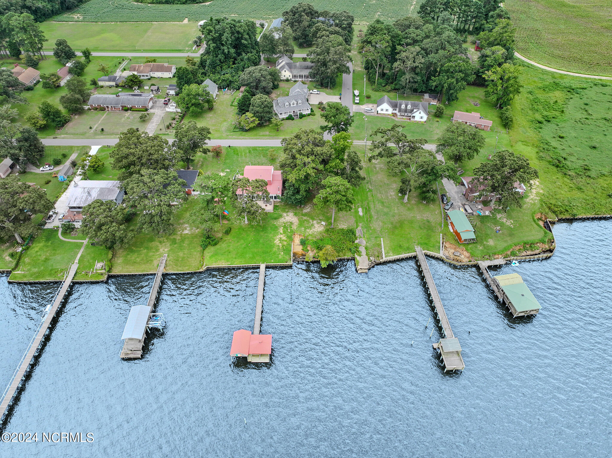 592 Arnolds Beach Road Property Photo 2