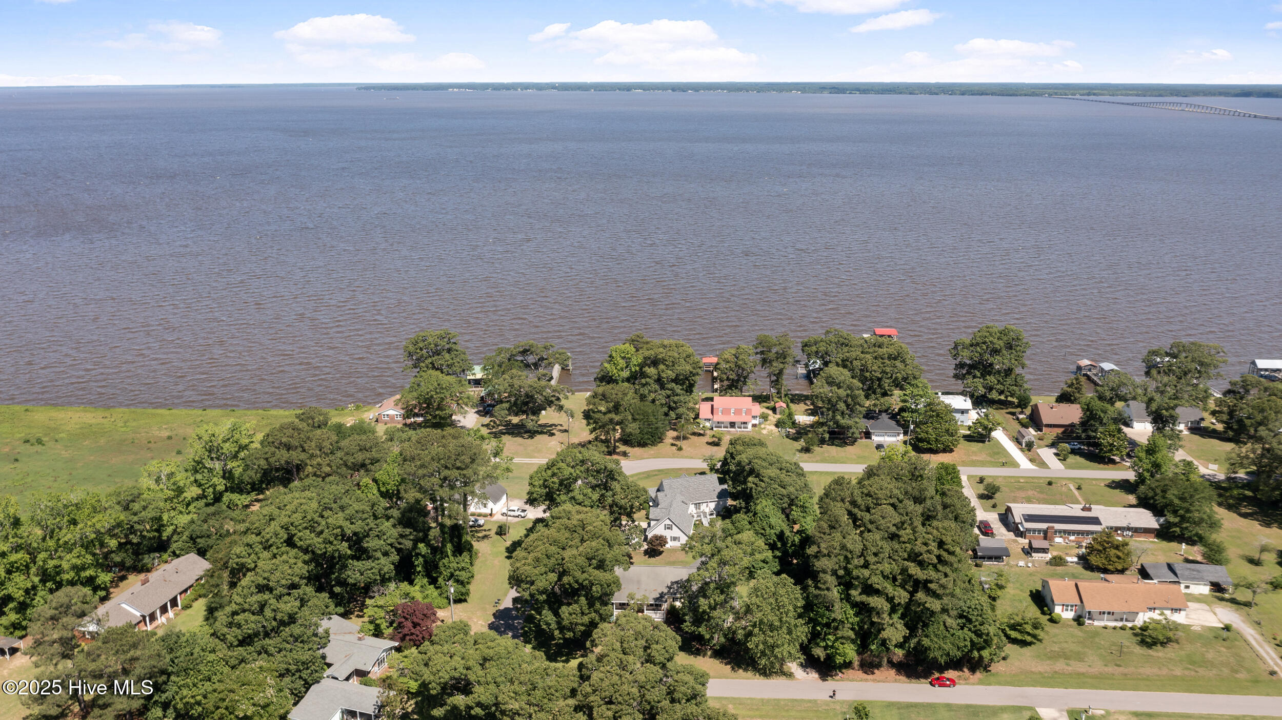 592 Arnolds Beach Road Property Photo 2