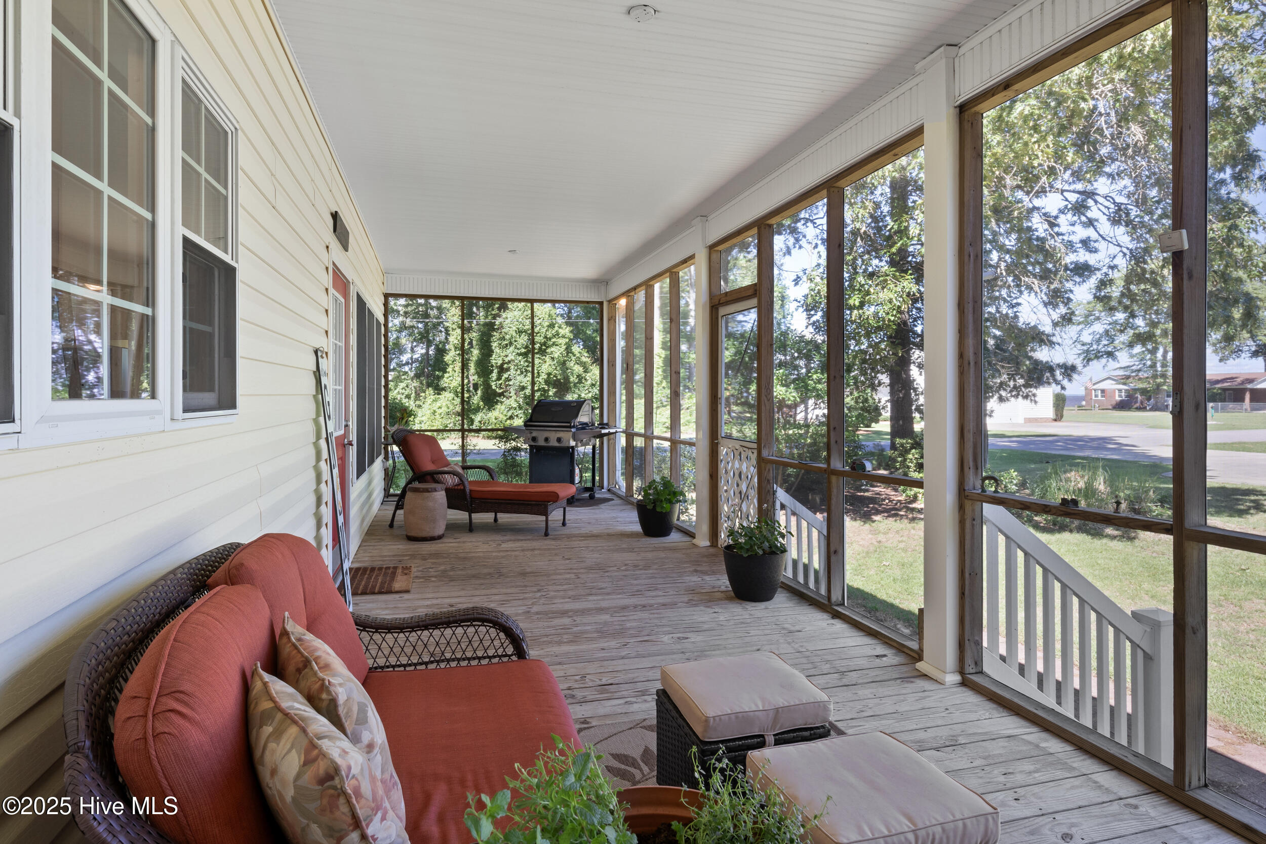 592 Arnolds Beach Road Property Photo 4