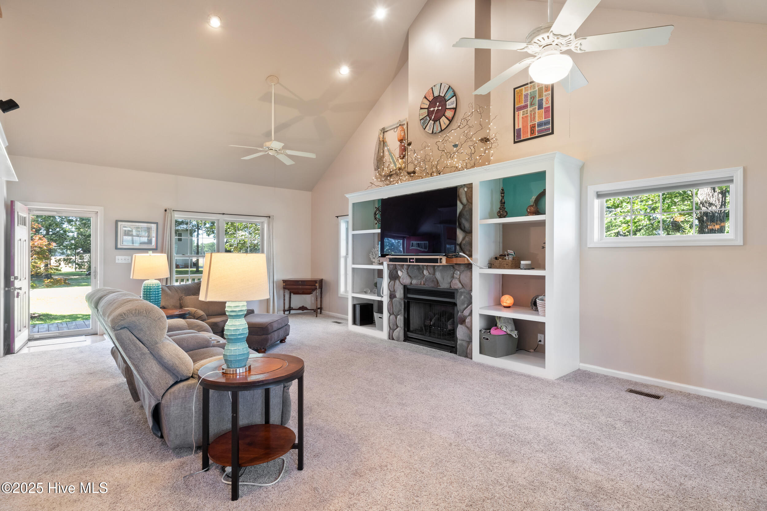 592 Arnolds Beach Road Property Photo 12