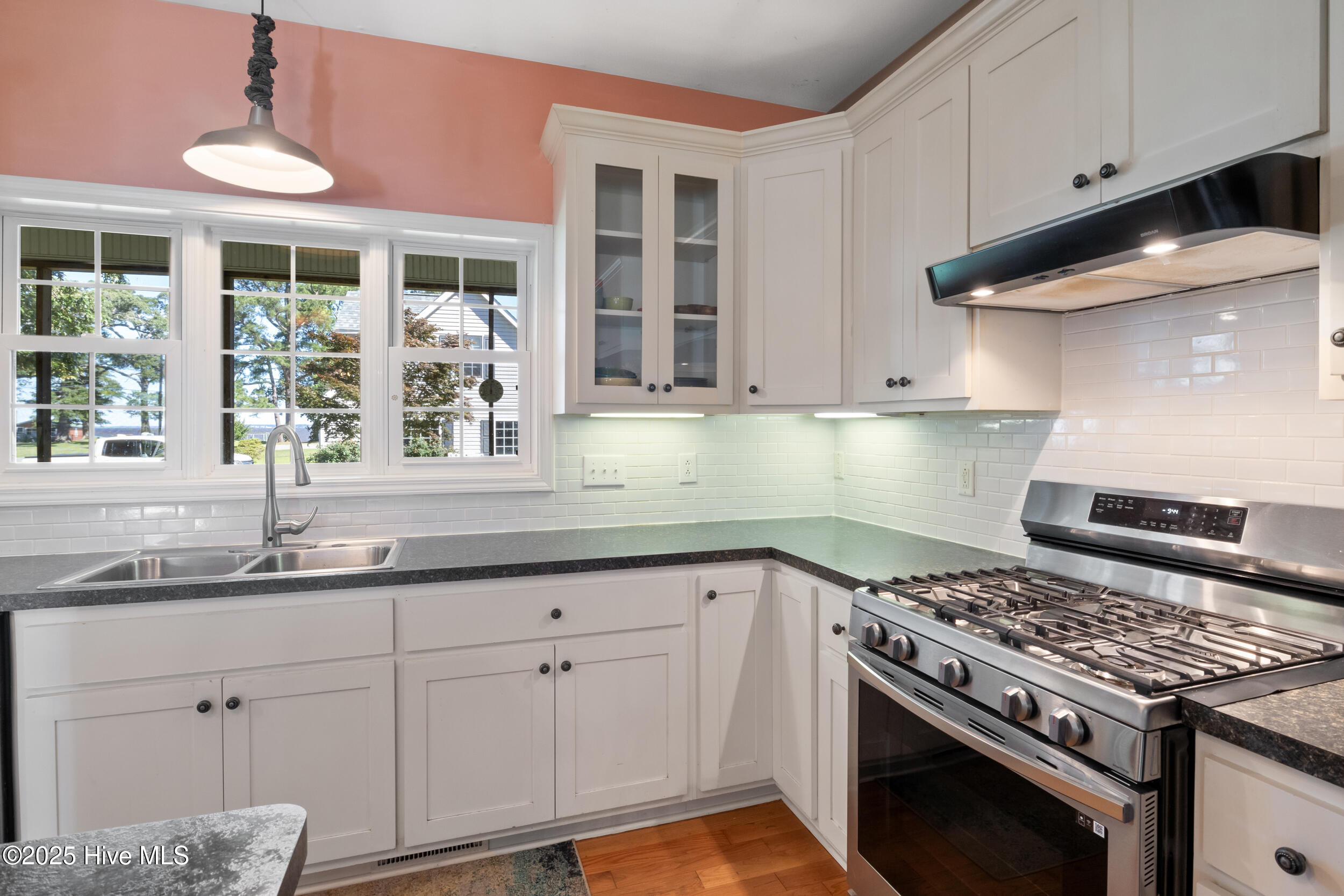 592 Arnolds Beach Road Property Photo 22