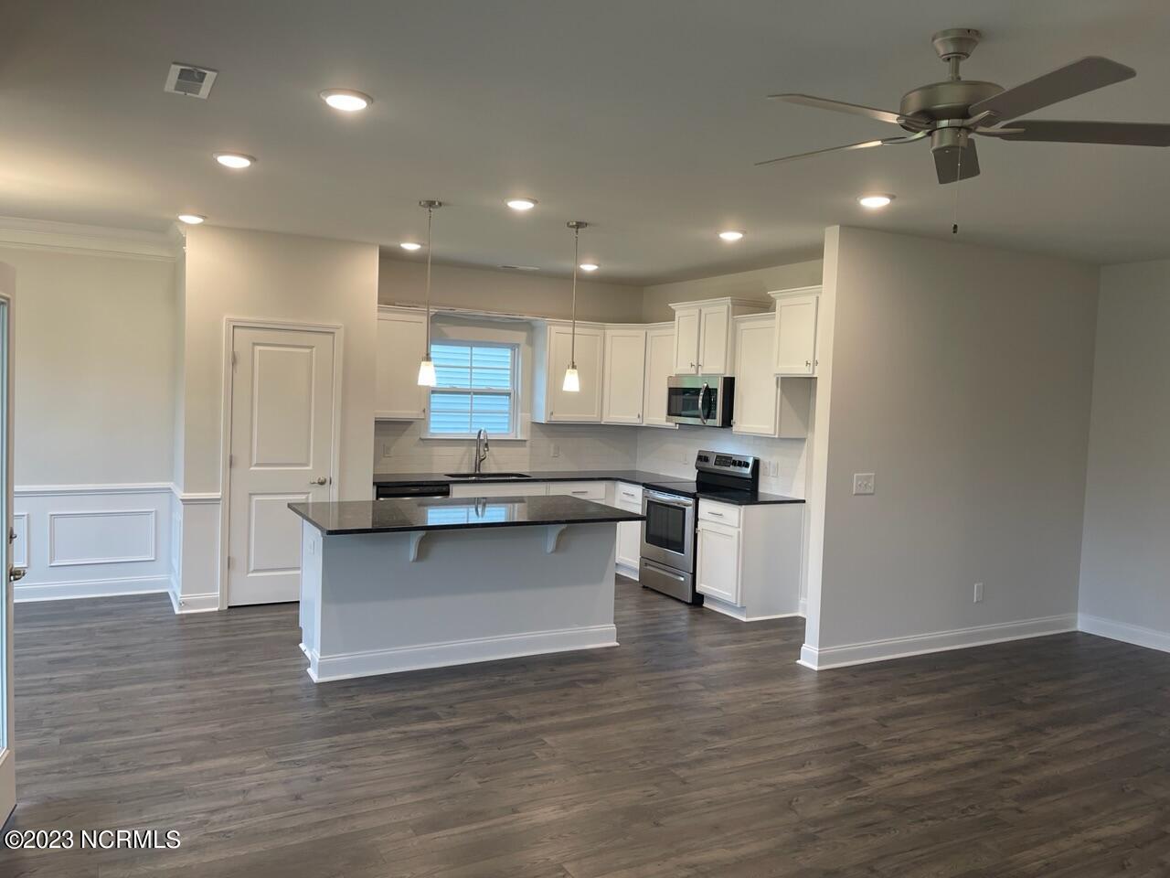 431 Seashore Street Property Photo 11