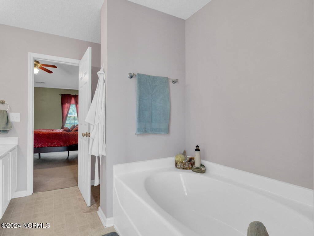 778 Village Point Road Property Photo 15