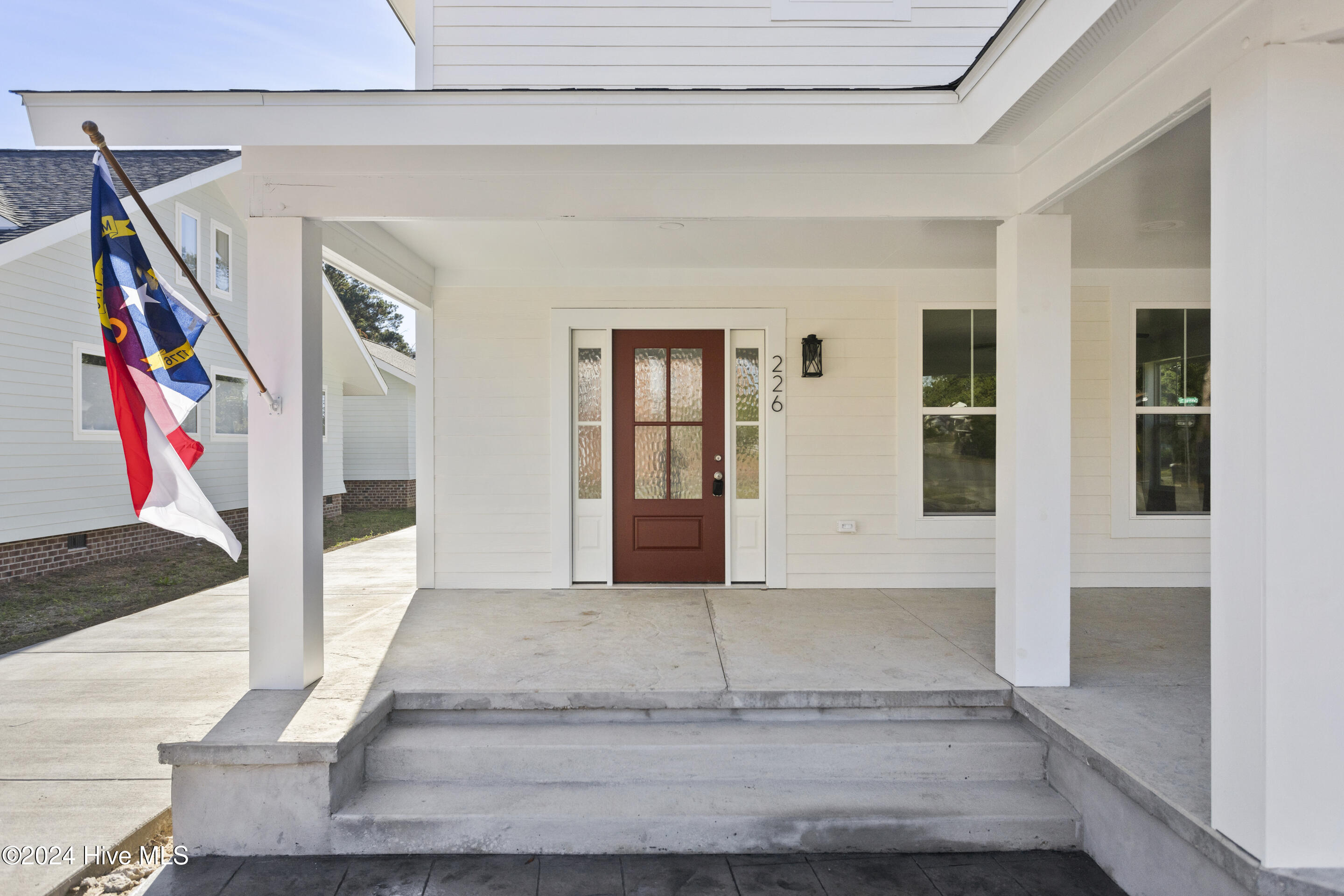 226 Central Boulevard Property Photo 5