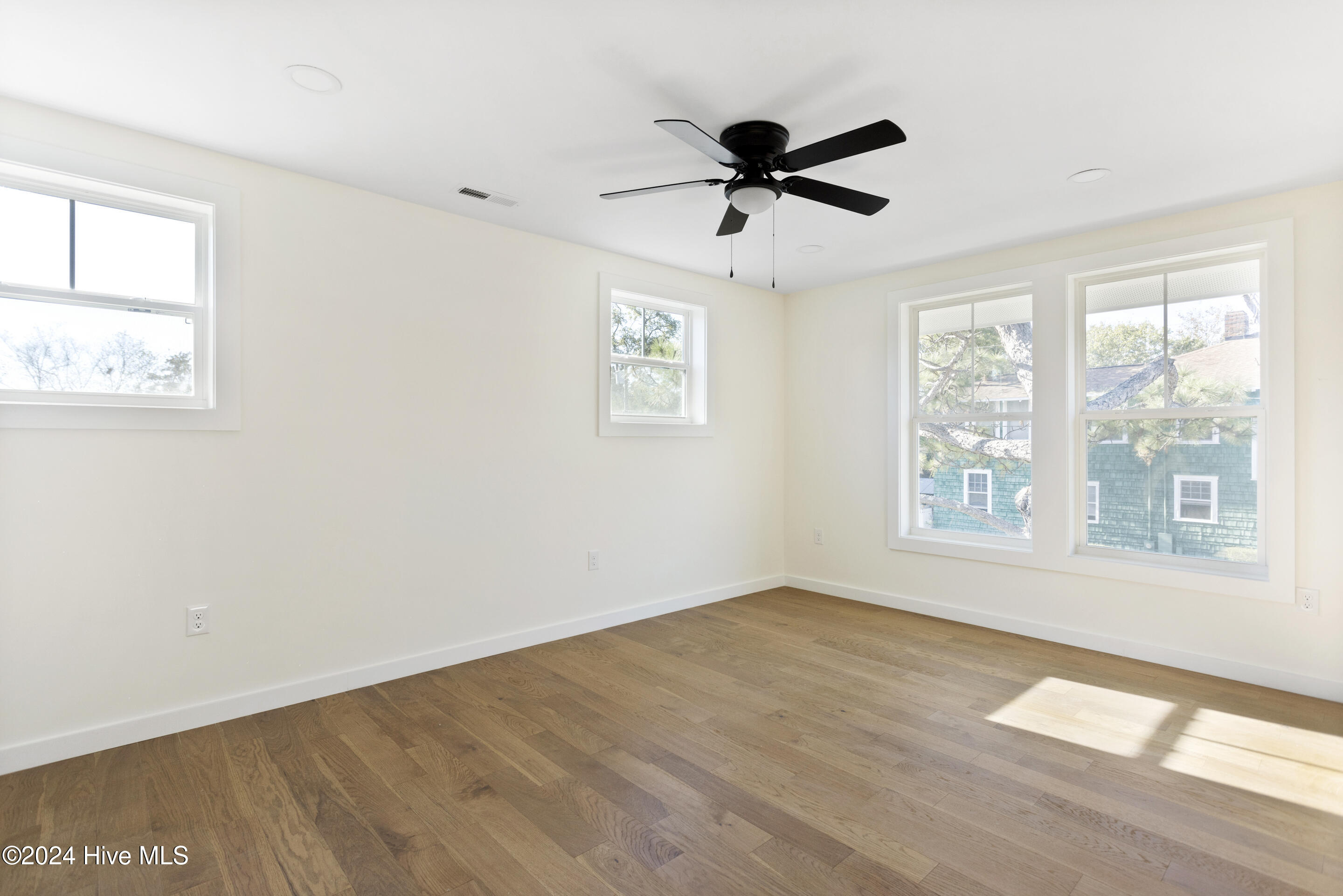 226 Central Boulevard Property Photo 21