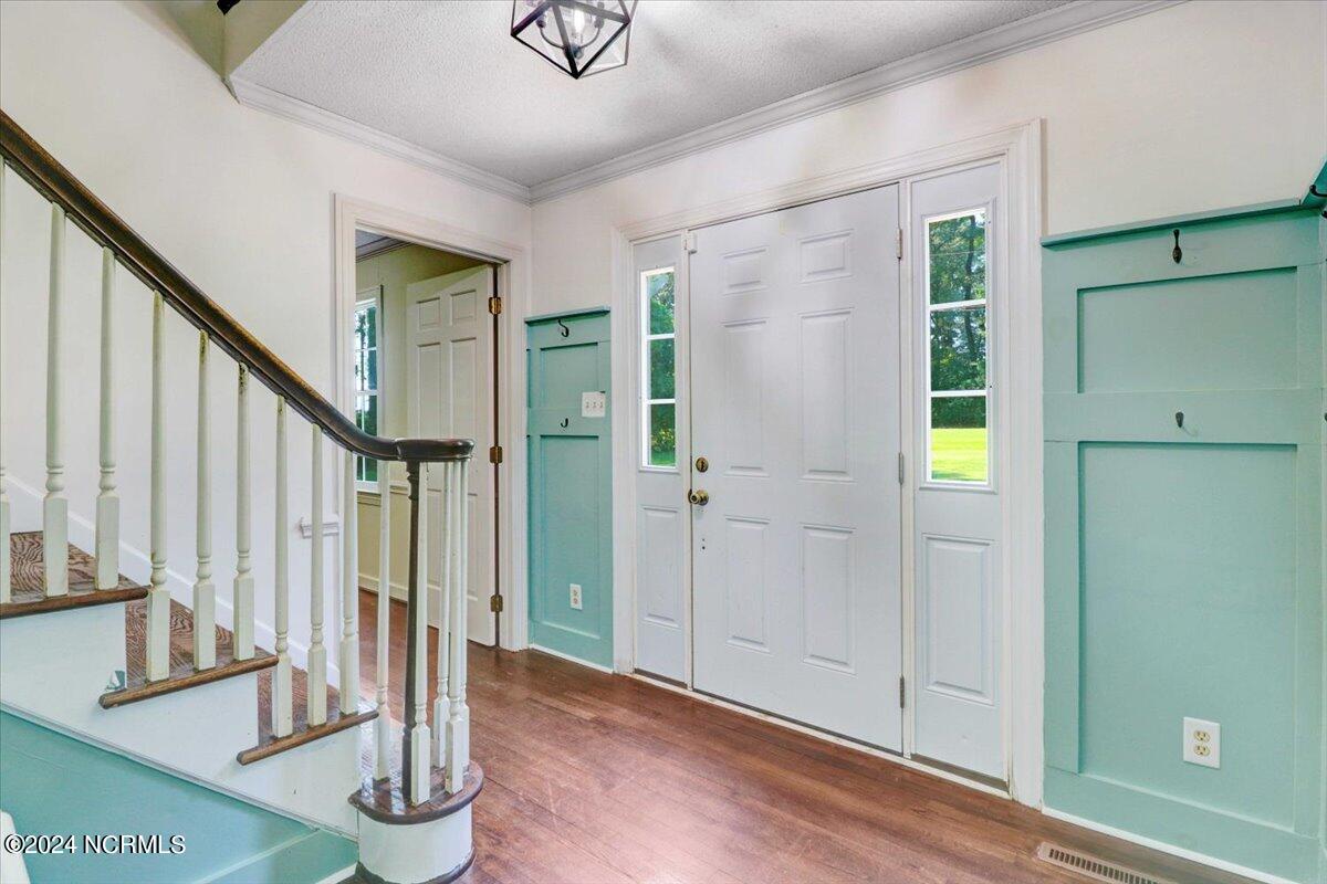141 Dogwood Hill Lane Property Photo 4