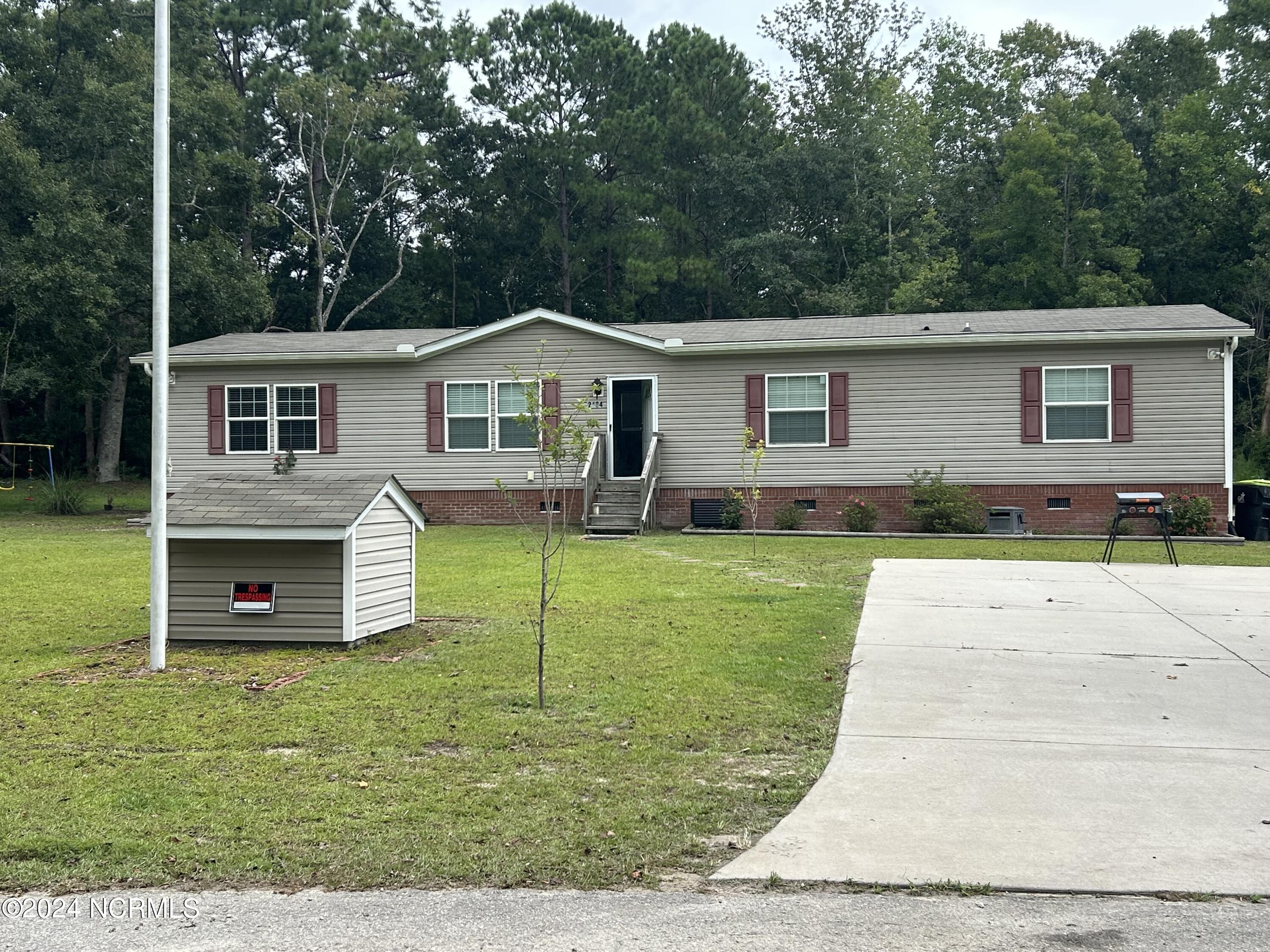 2184 Creekwood Court Property Photo 2