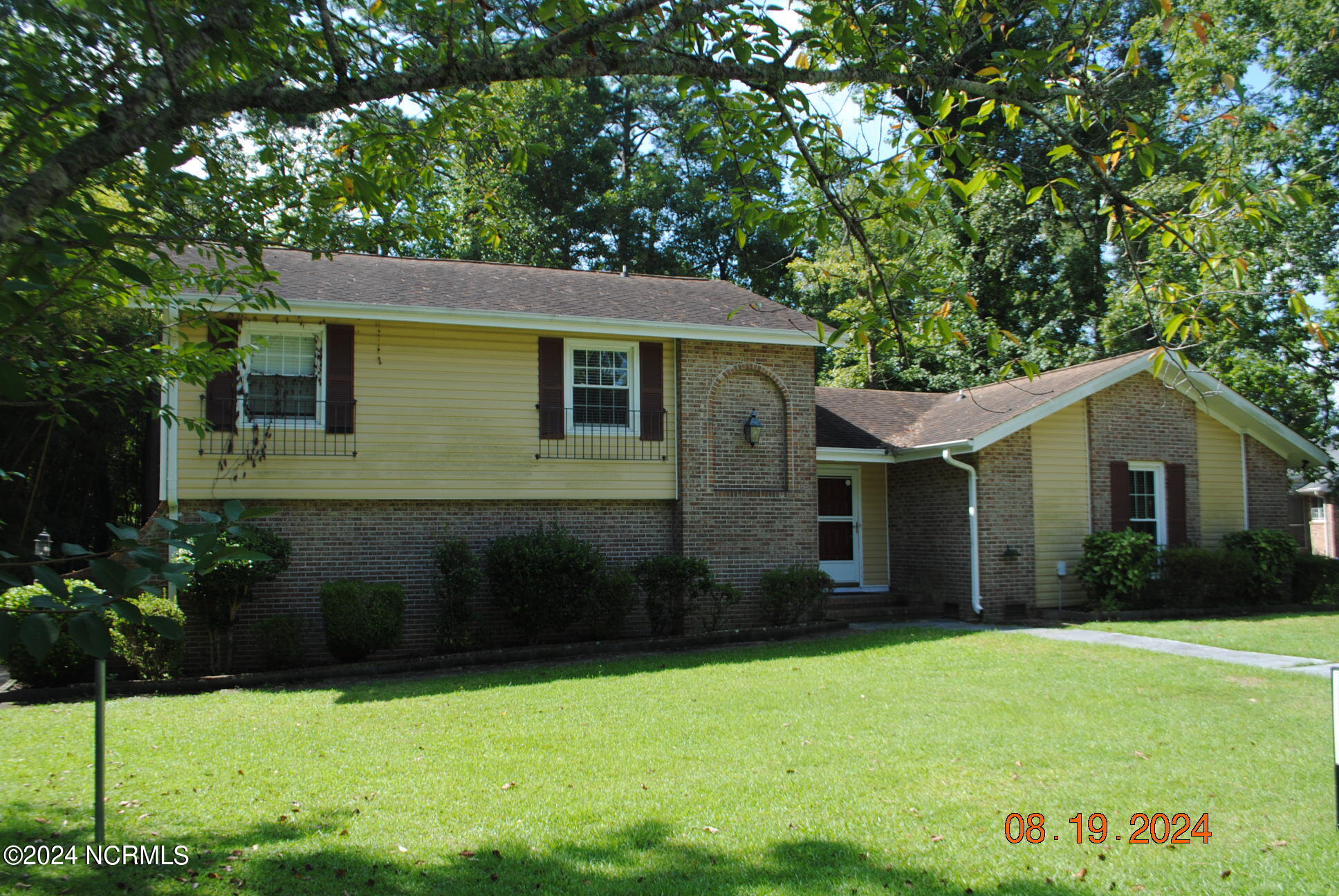 102 Epworth Drive Property Photo