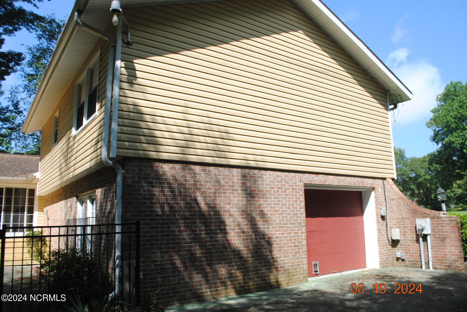 102 Epworth Drive Property Photo 3