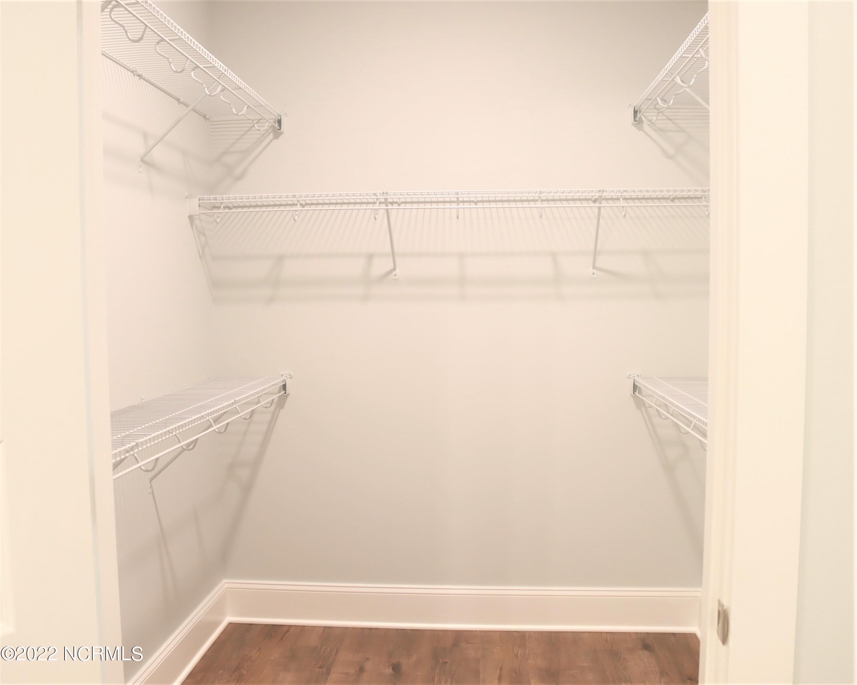 406 S Dennis Street Property Photo 14