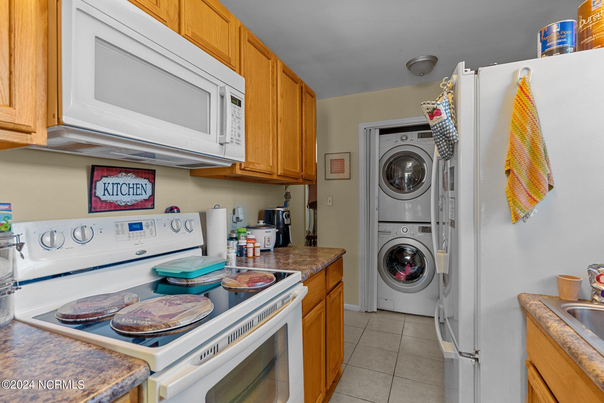 120 Charter Drive Property Photo 11