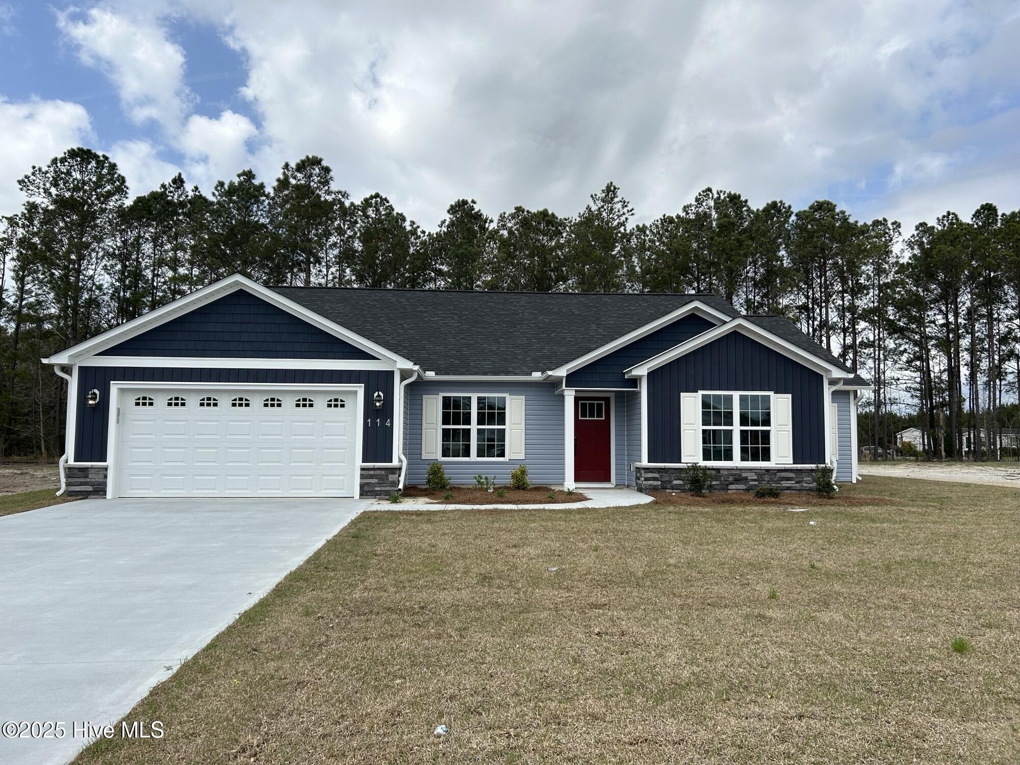 114 Delaware Drive Property Photo 1