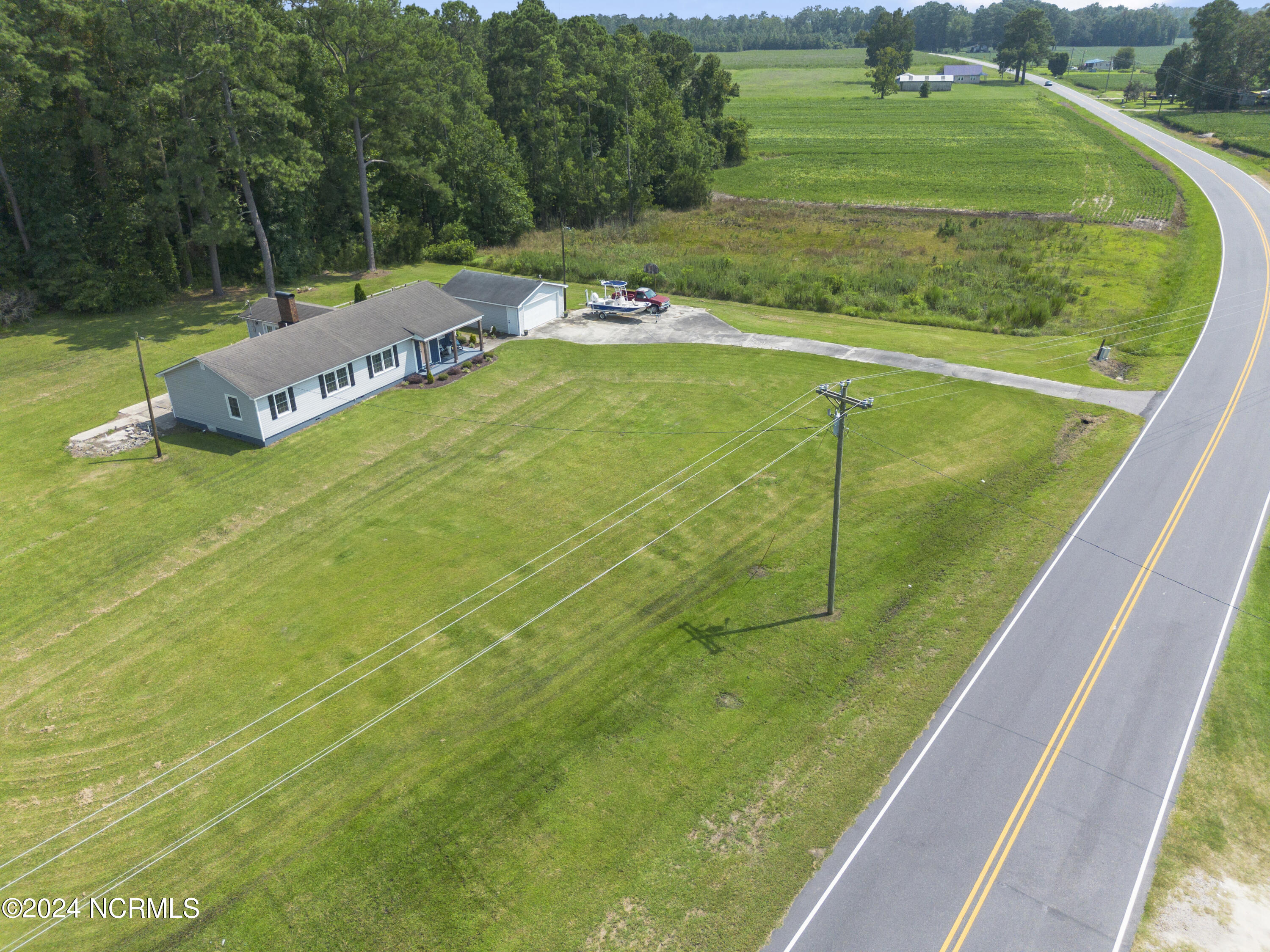 2113 Yeatesville Road Property Photo 3
