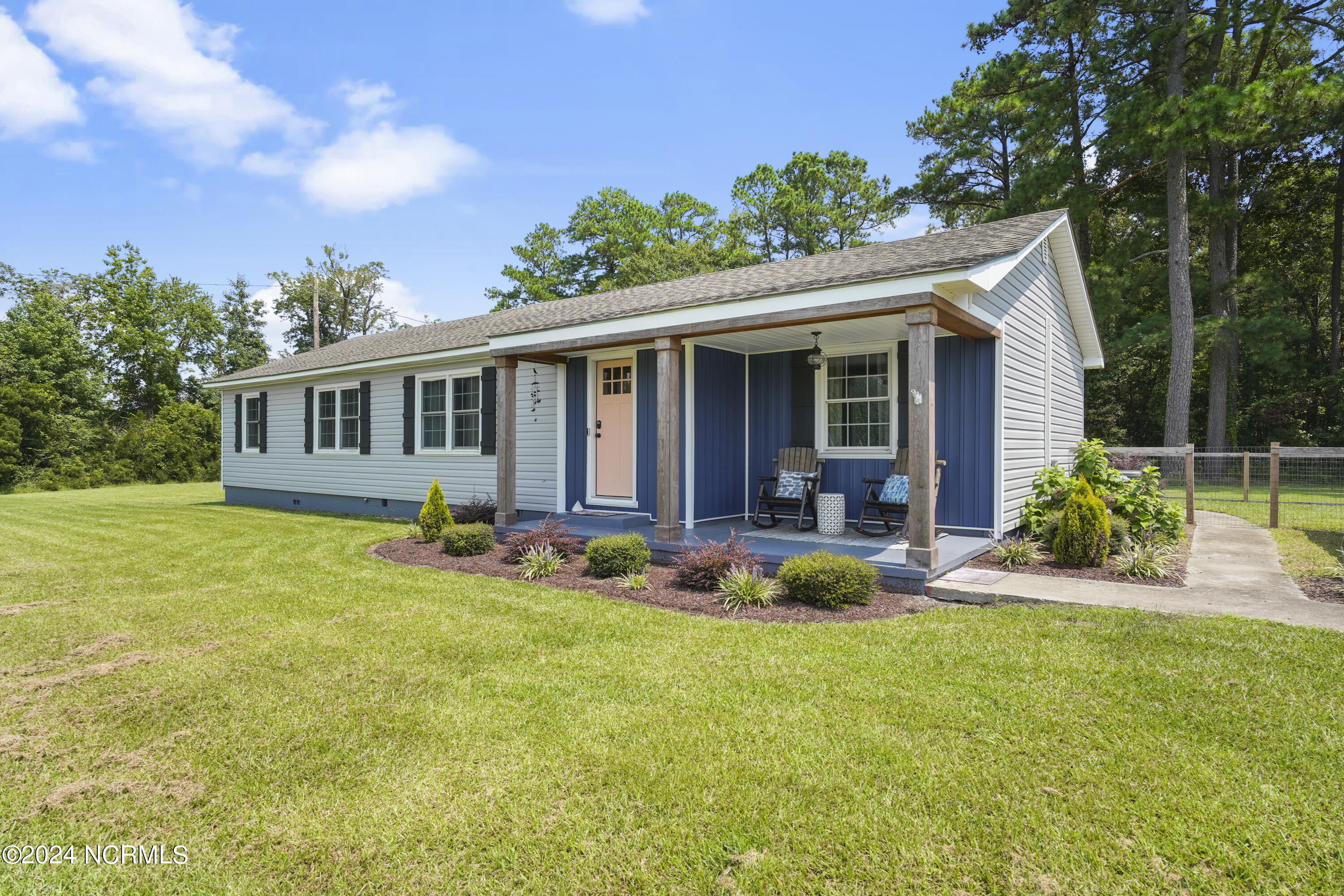 2113 Yeatesville Road Property Photo 4