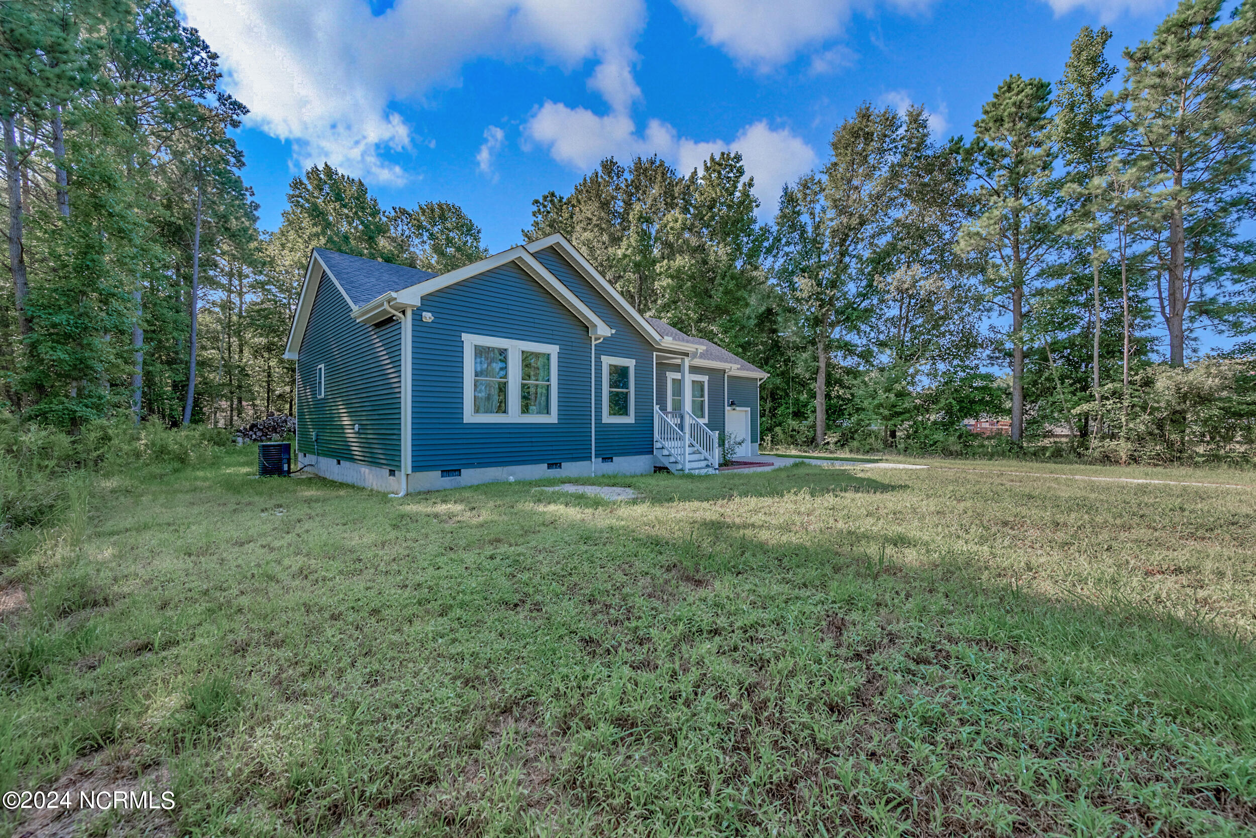 554 N Trotman Road Property Photo 4
